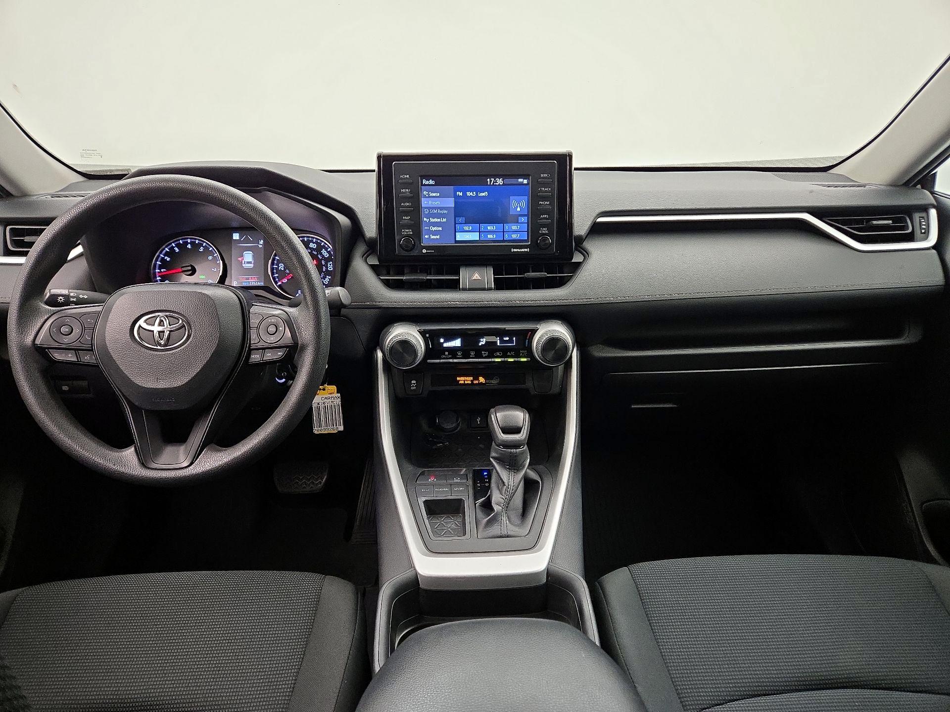 Thumbnail: 2021 Toyota RAV4 - 9