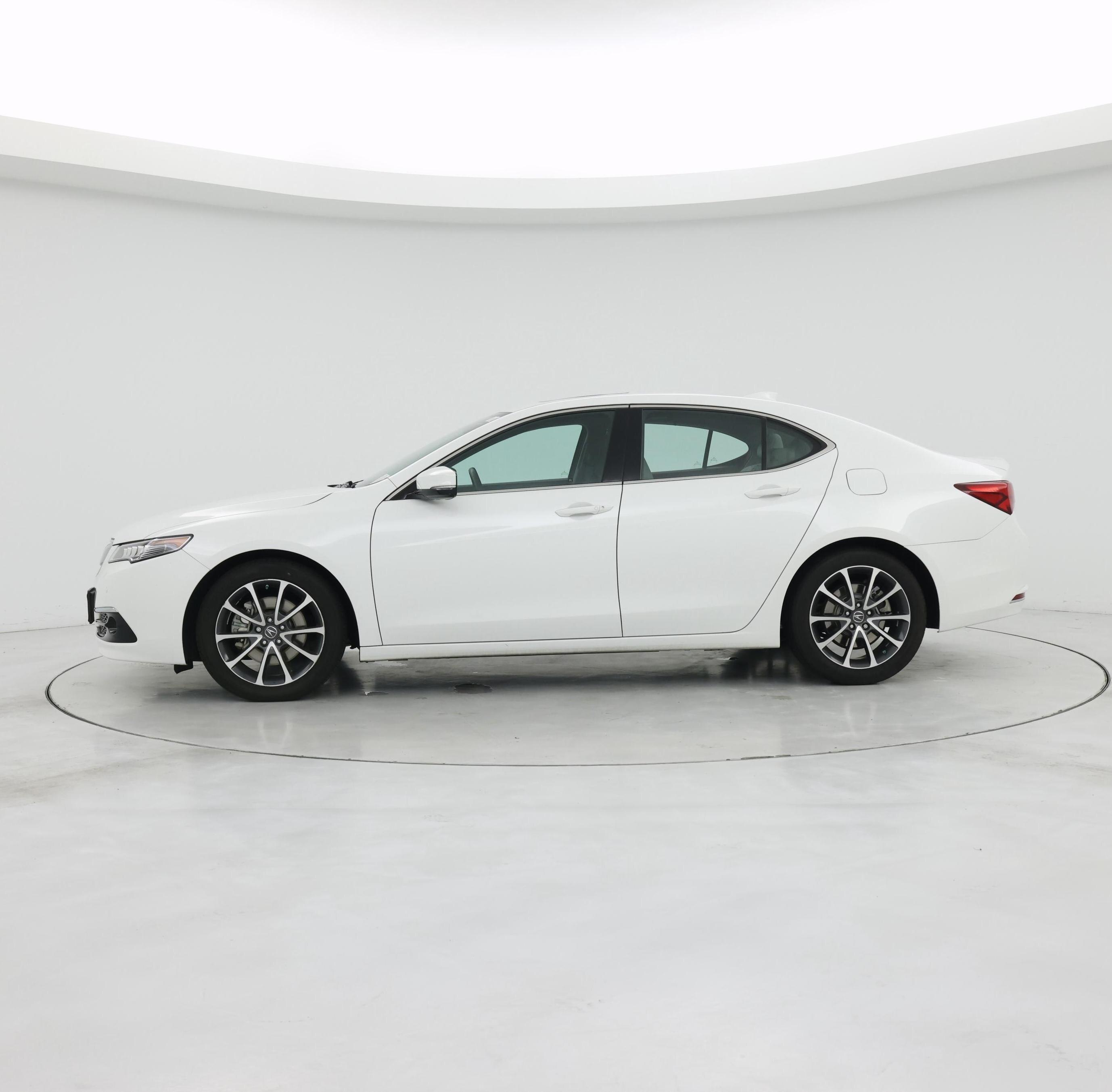 Thumbnail: 2015 Acura TLX - 3