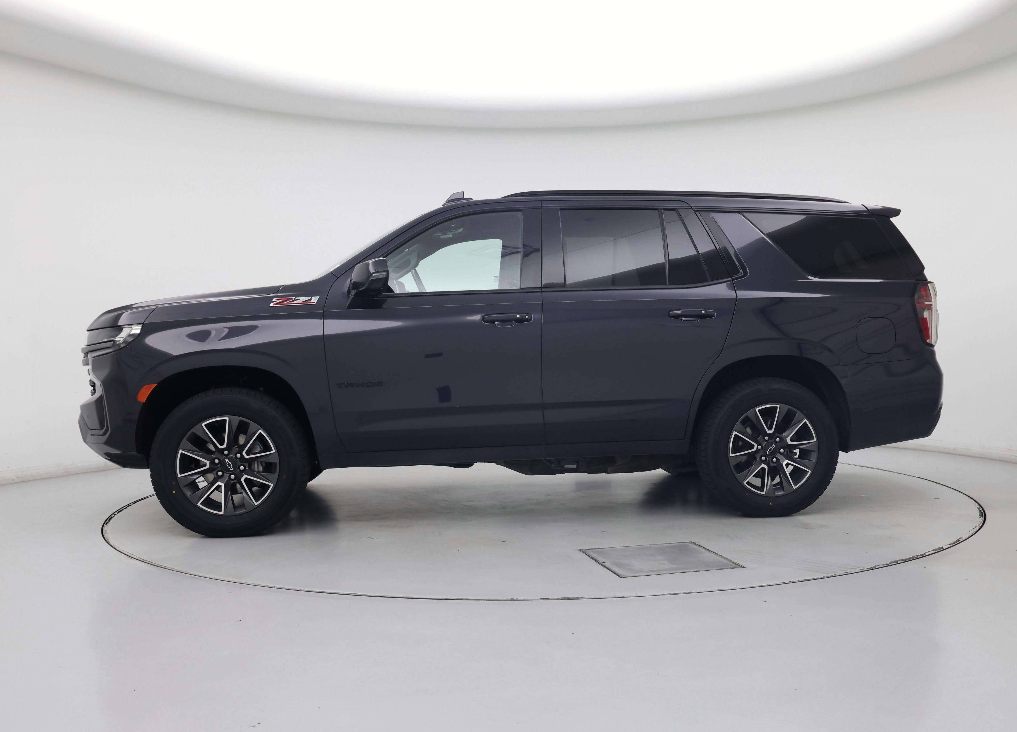 Thumbnail: 2022 Chevrolet Tahoe - 3