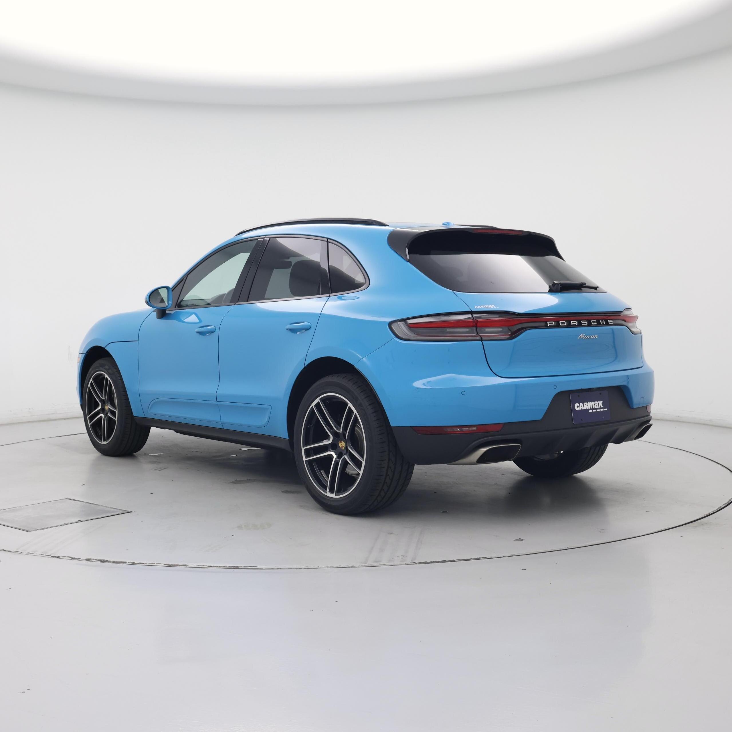 Thumbnail: 2021 Porsche Macan - 2