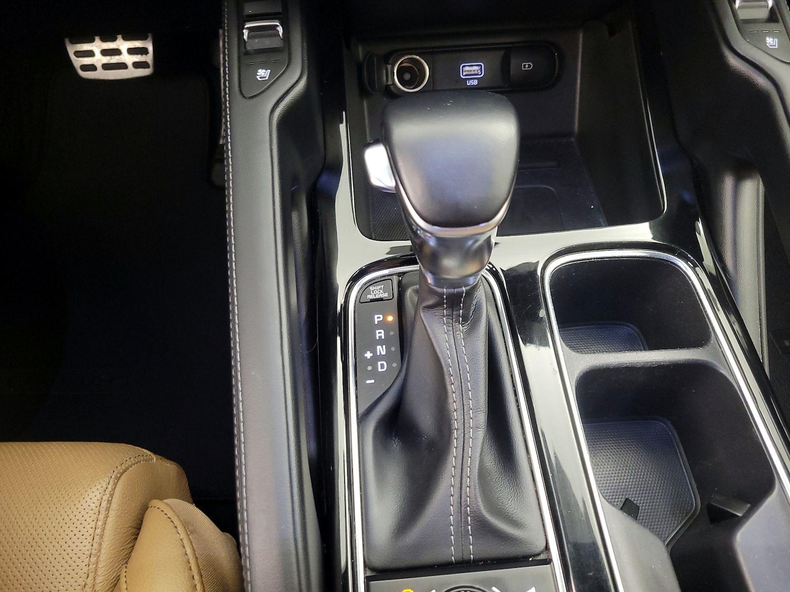 2022 Kia Telluride SX - Photo 19