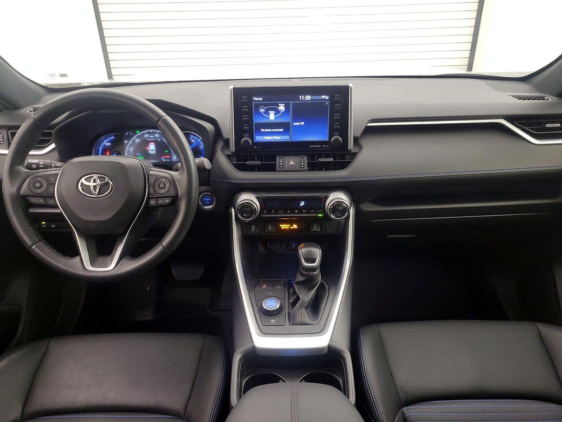 Thumbnail: 2021 Toyota RAV4 - 9