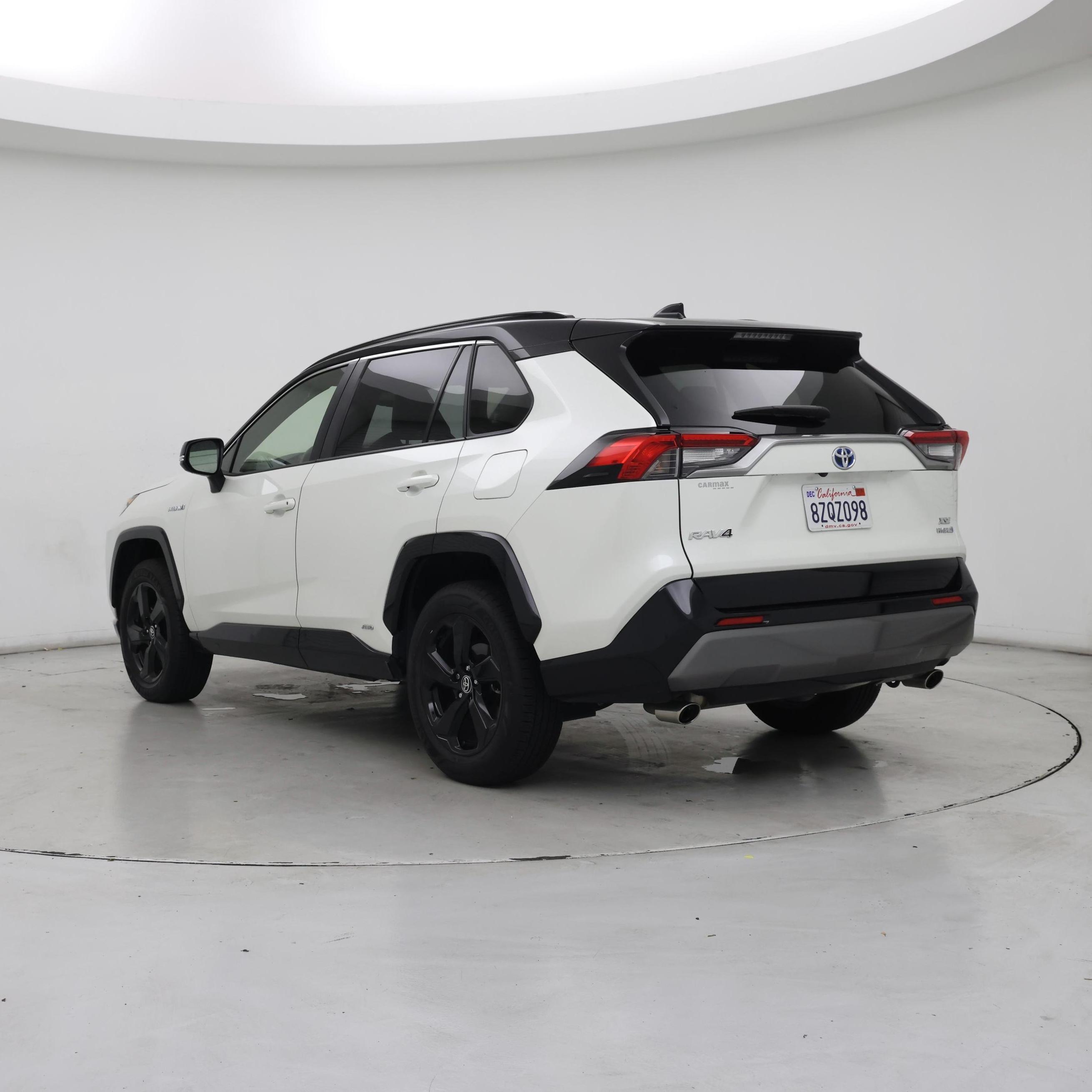 Thumbnail: 2021 Toyota RAV4 - 2