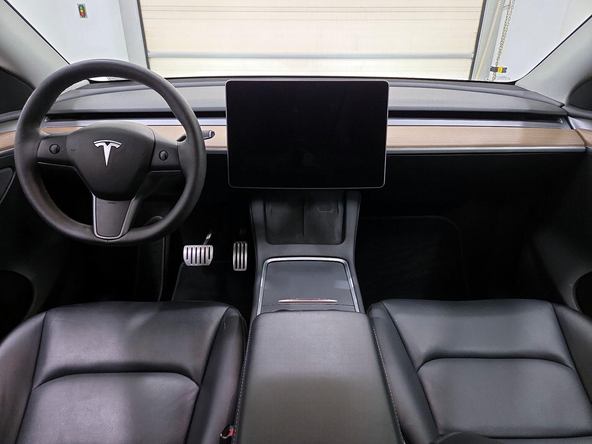 Thumbnail: 2023 Tesla Model Y - 9