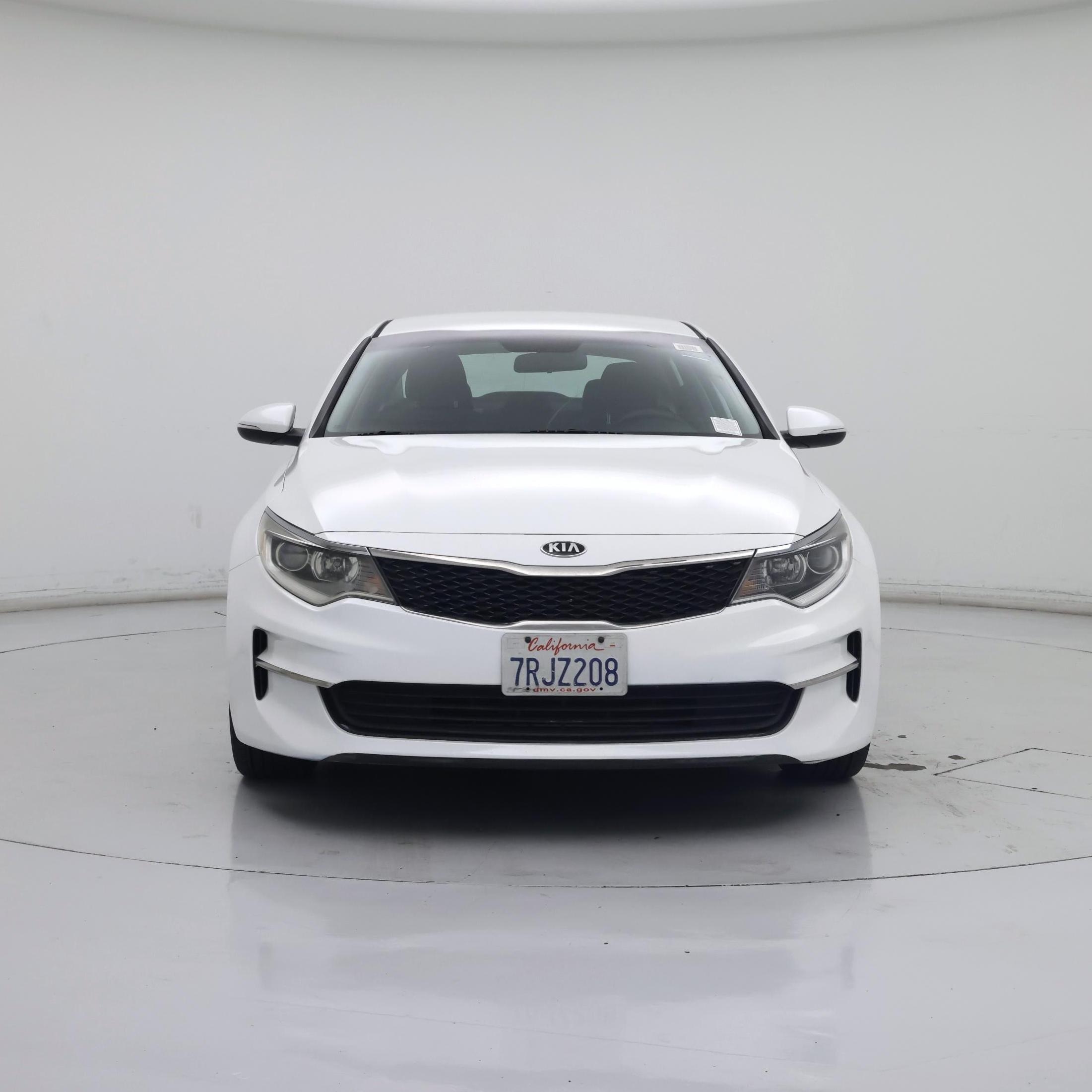 Thumbnail: 2016 Kia Optima - 5