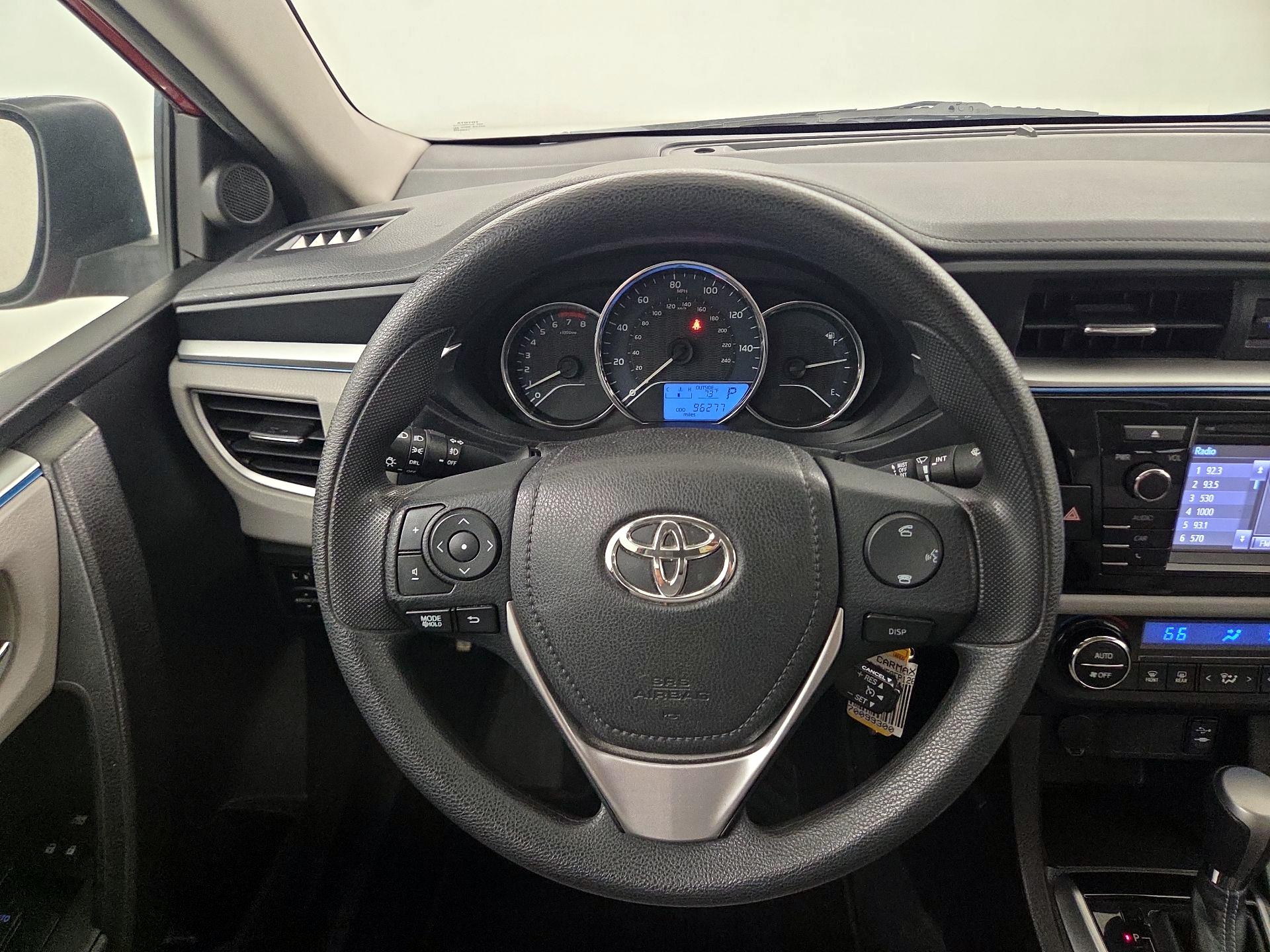 Thumbnail: 2014 Toyota Corolla - 10