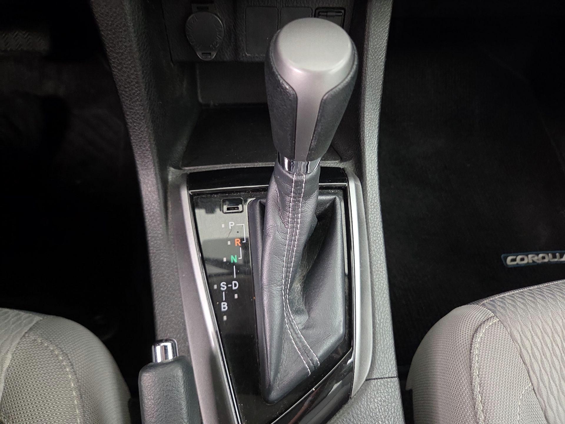 Thumbnail: 2014 Toyota Corolla - 17