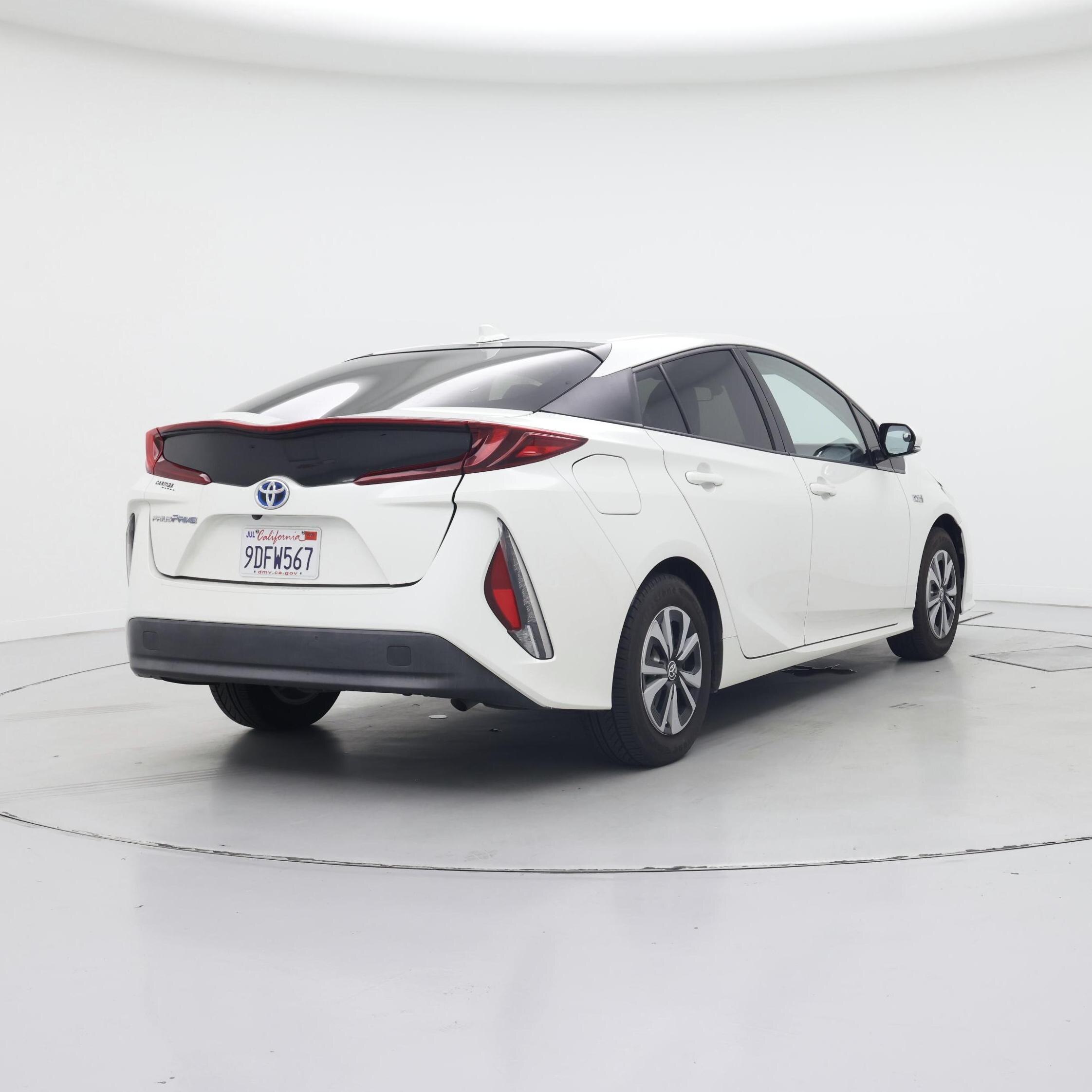 Thumbnail: 2019 Toyota Prius Prime - 8