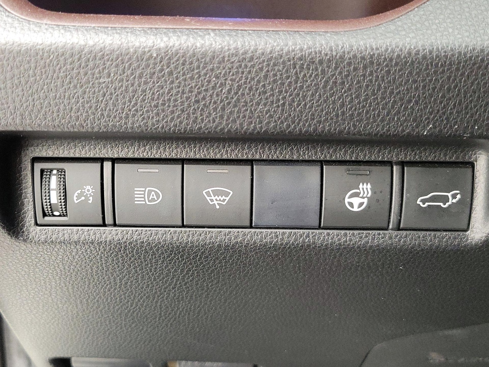 2019 Toyota RAV4 Limited - Photo 14