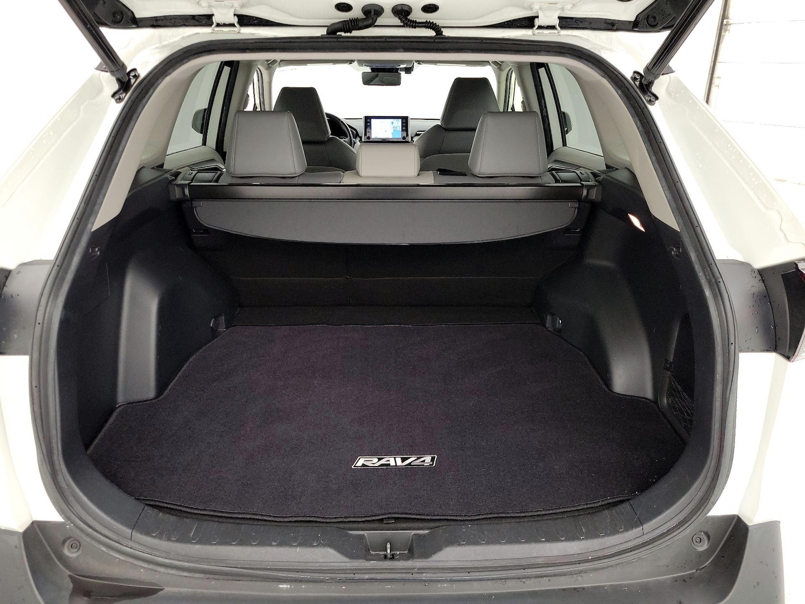 2019 Toyota RAV4 Limited - Photo 23