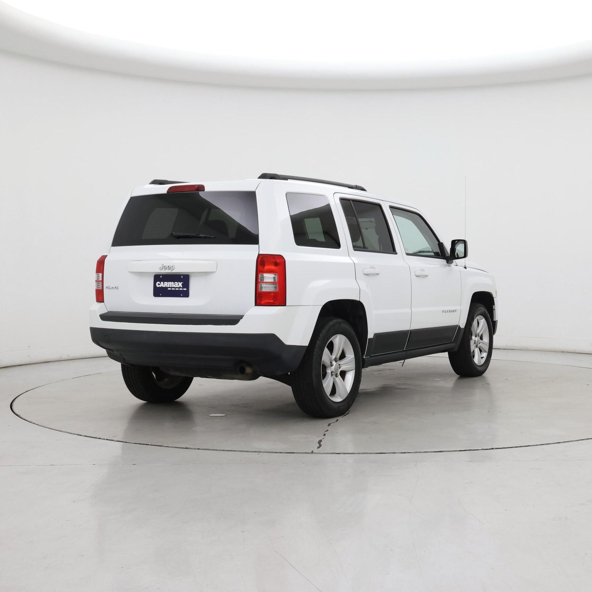 Thumbnail: 2015 Jeep Patriot - 8