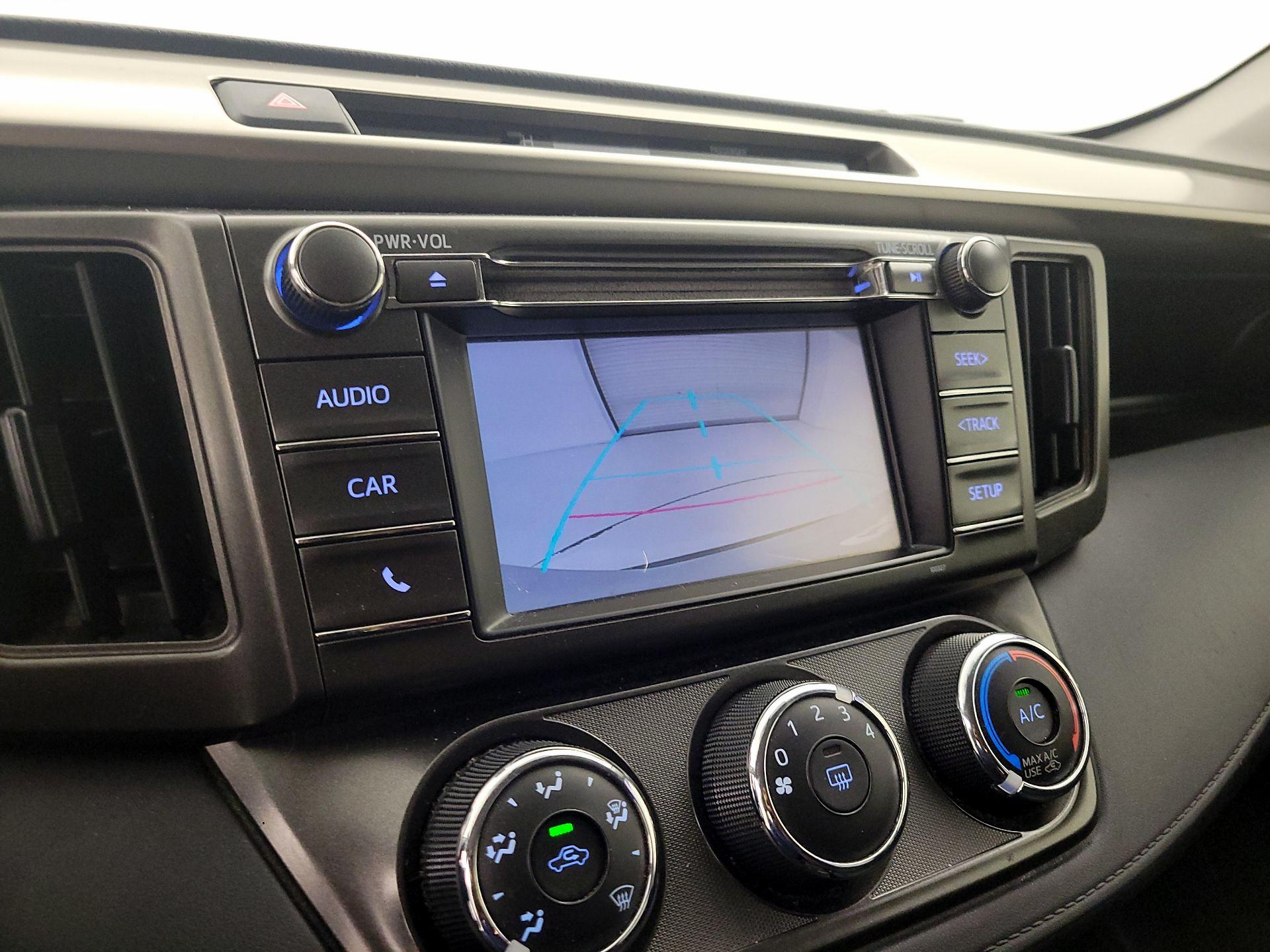 Thumbnail: 2014 Toyota RAV4 - 14