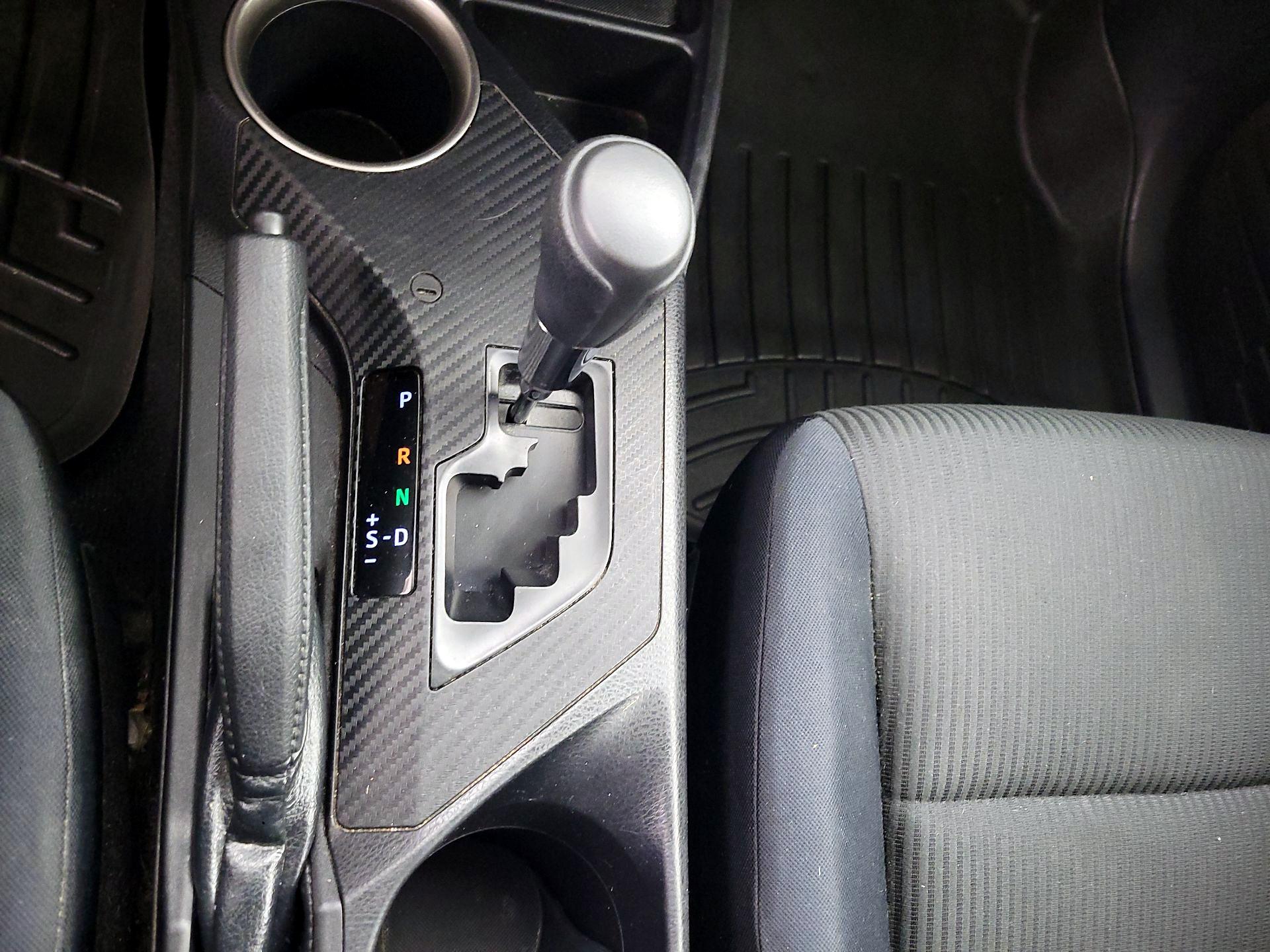Thumbnail: 2014 Toyota RAV4 - 17