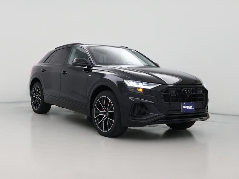 2023 Audi Q8 Premium Plus