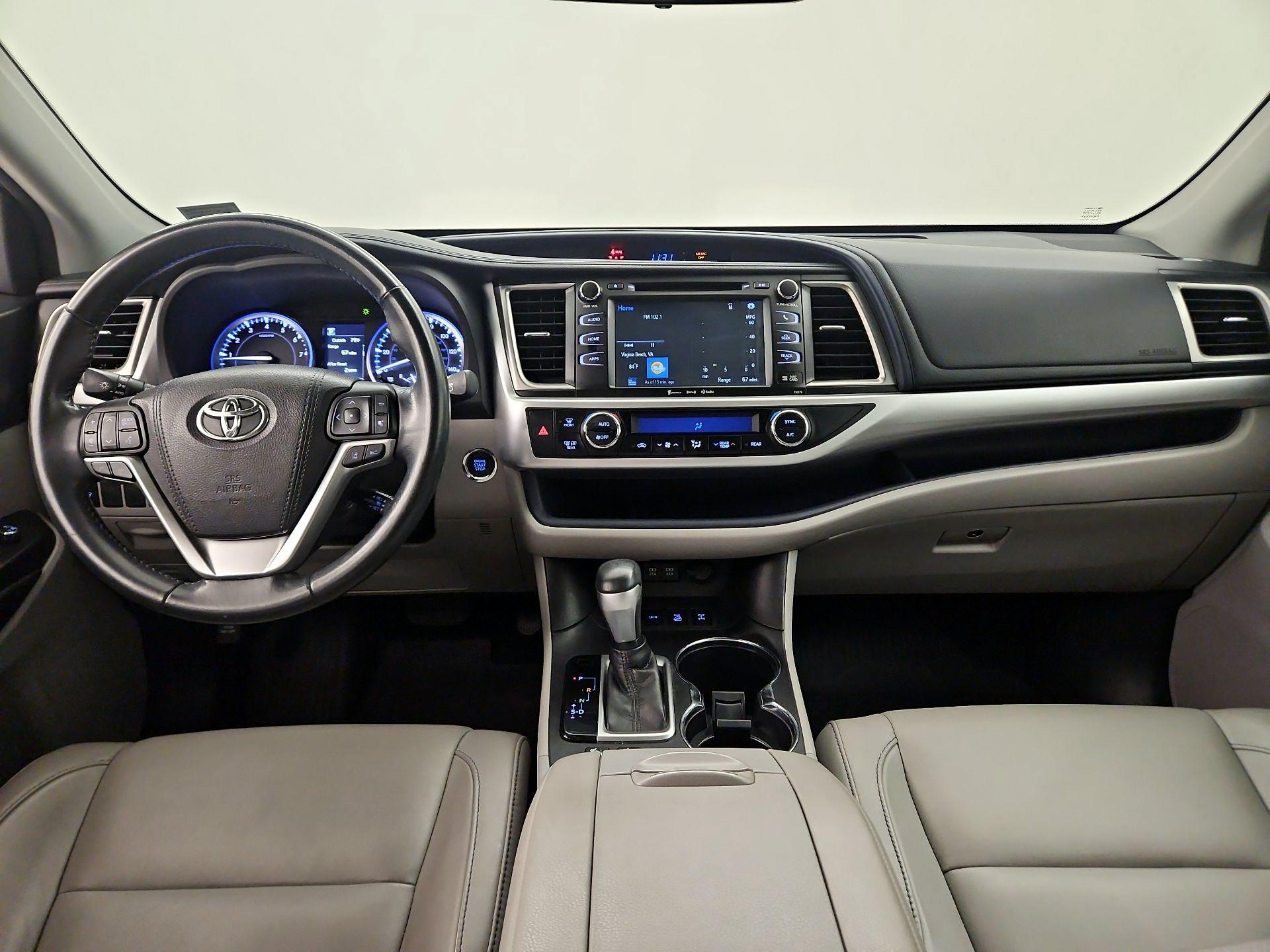 Thumbnail: 2018 Toyota Highlander - 9