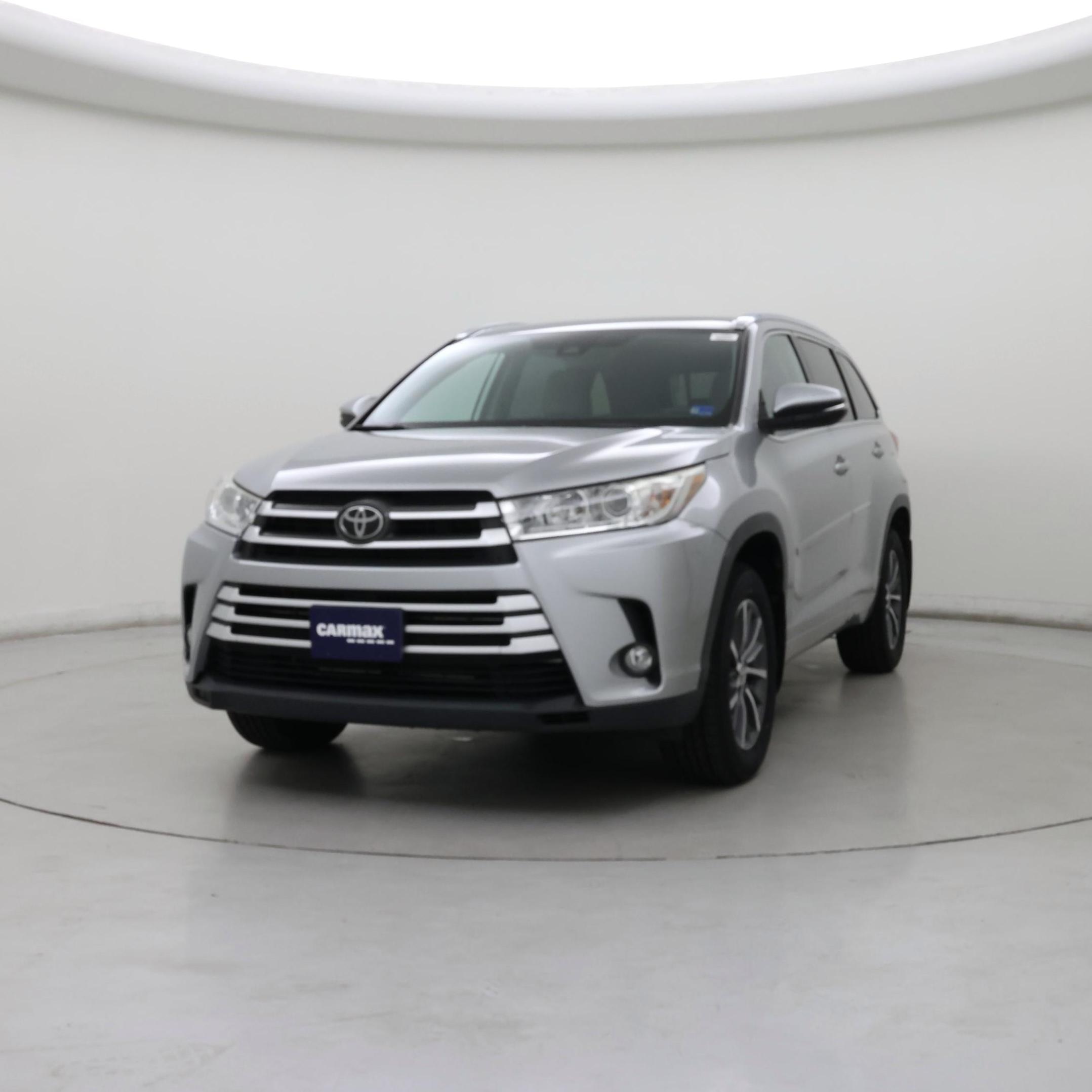 Thumbnail: 2018 Toyota Highlander - 4