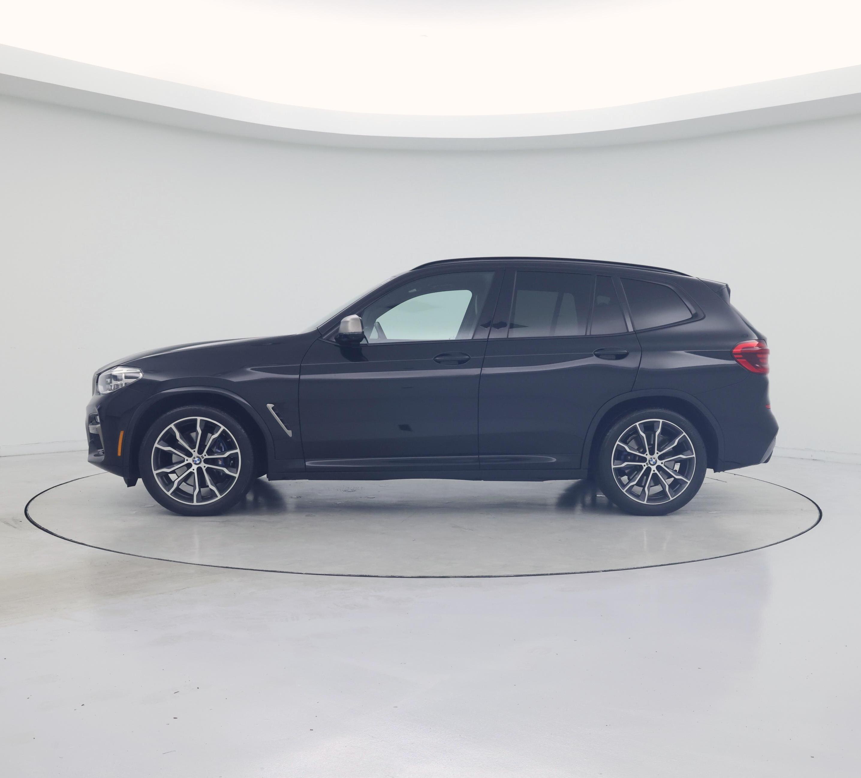 Thumbnail: 2021 BMW X3 - 3