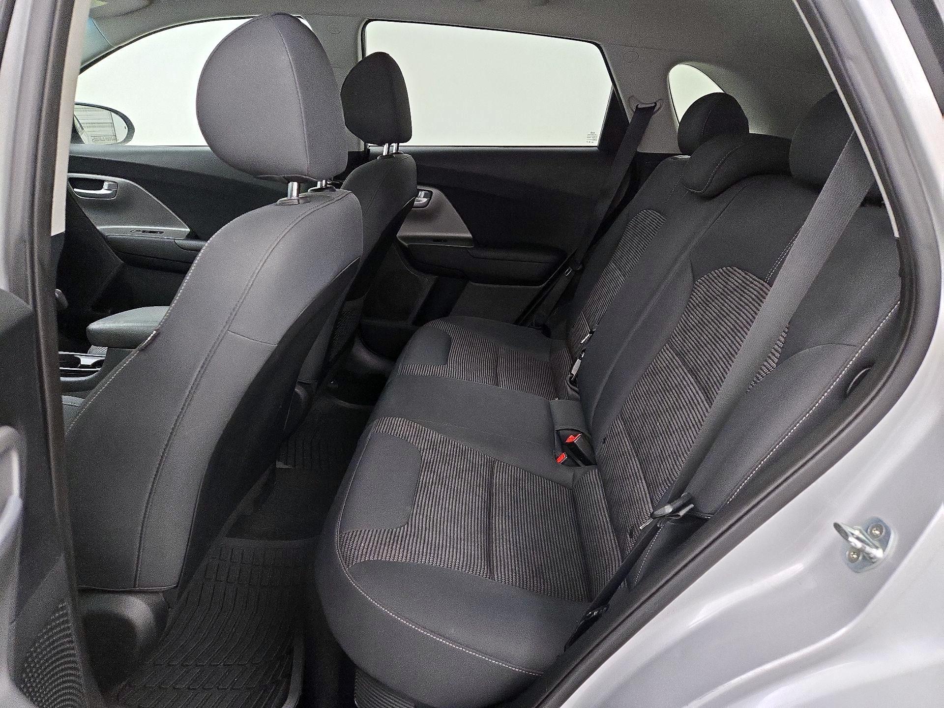 Thumbnail: 2020 Kia Niro - 19