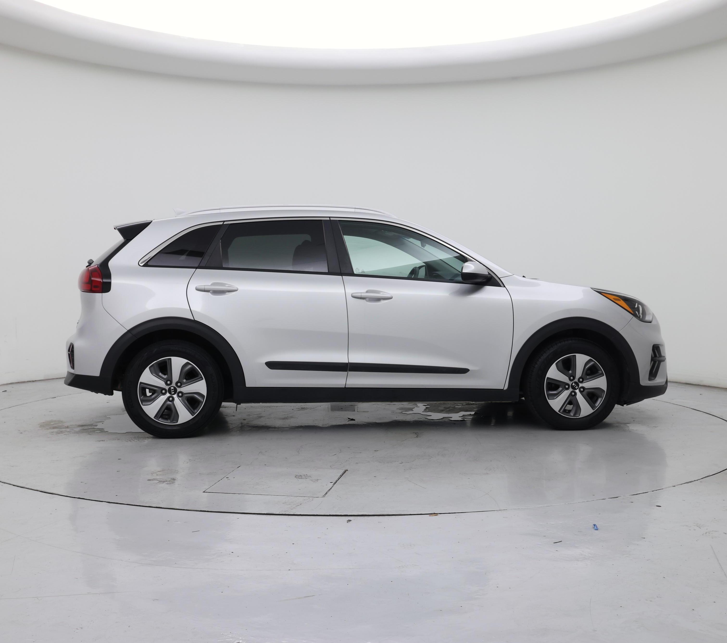 Thumbnail: 2020 Kia Niro - 7