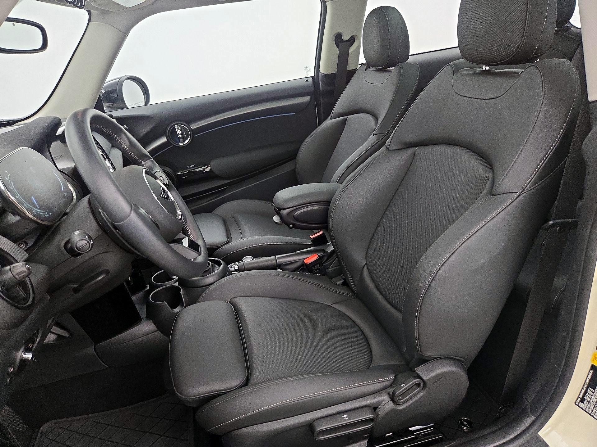 Thumbnail: 2023 MINI Cooper Hardtop - 11
