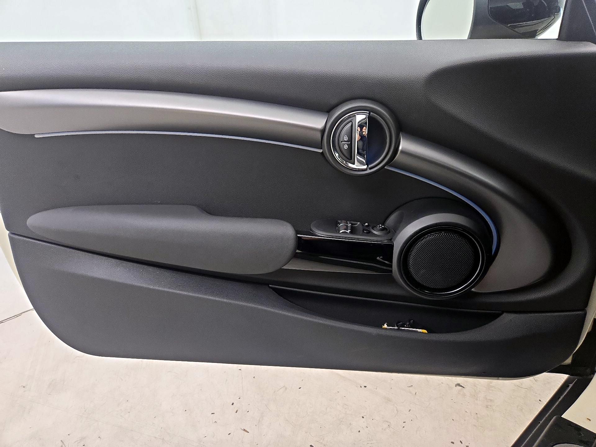Thumbnail: 2023 MINI Cooper Hardtop - 12