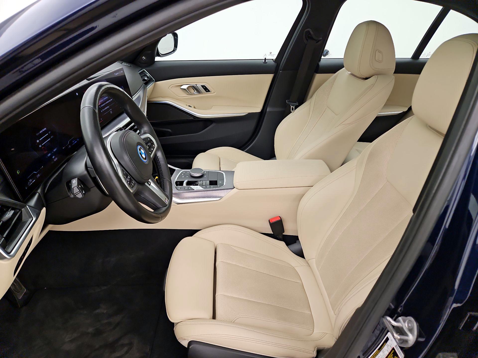 Thumbnail: 2023 BMW 3 Series - 11