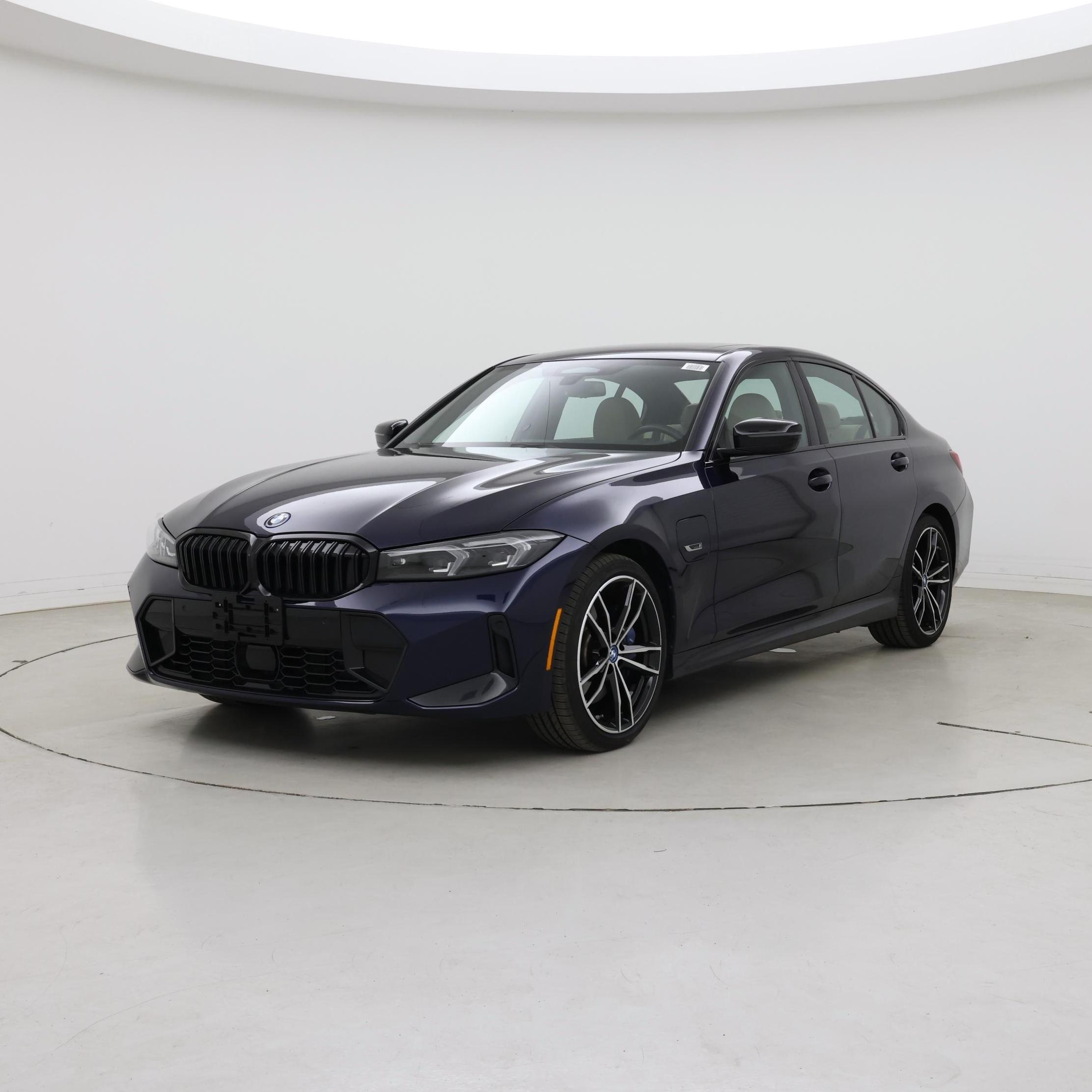 Thumbnail: 2023 BMW 3 Series - 4