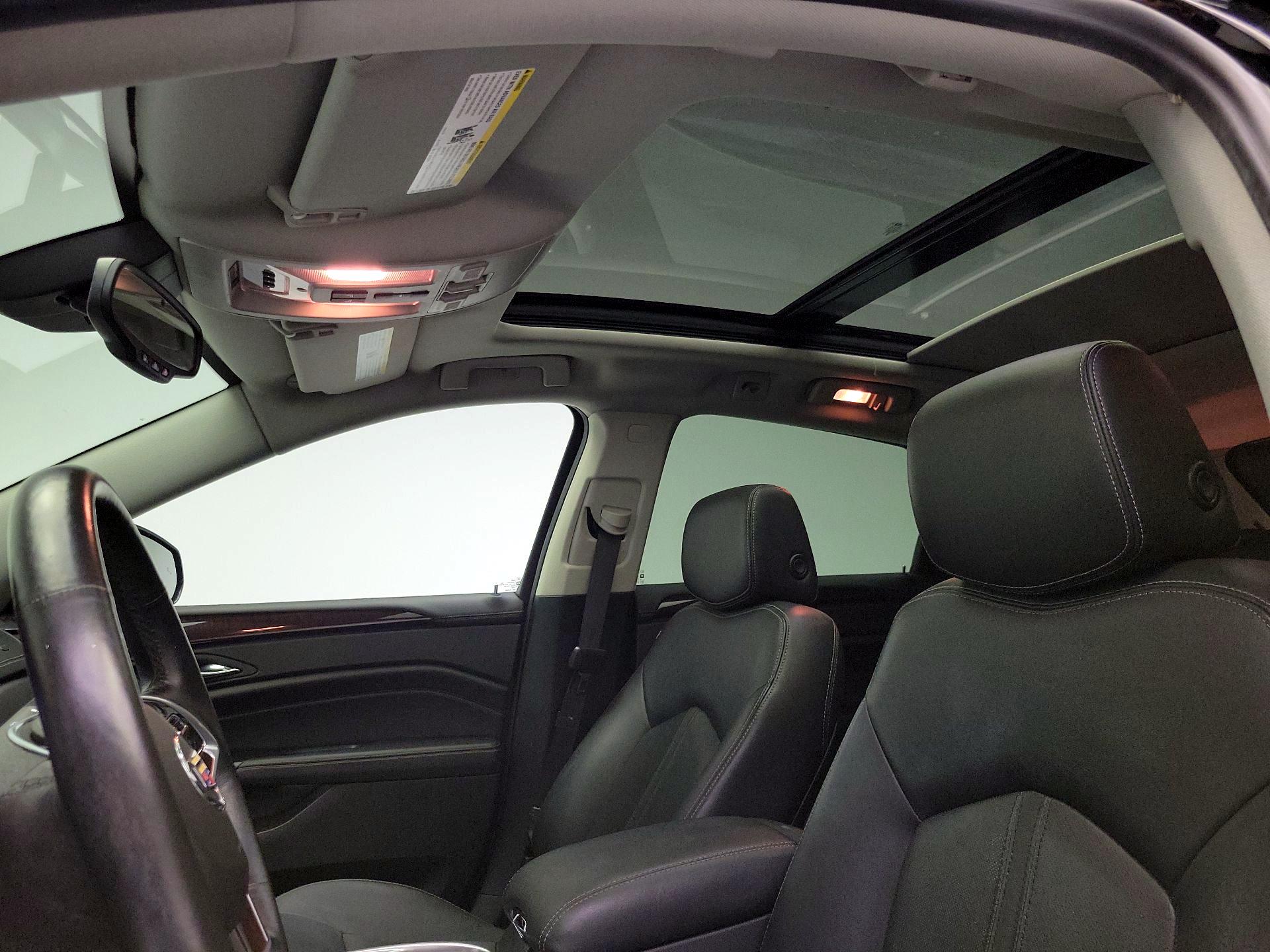 Thumbnail: 2015 Cadillac SRX - 19