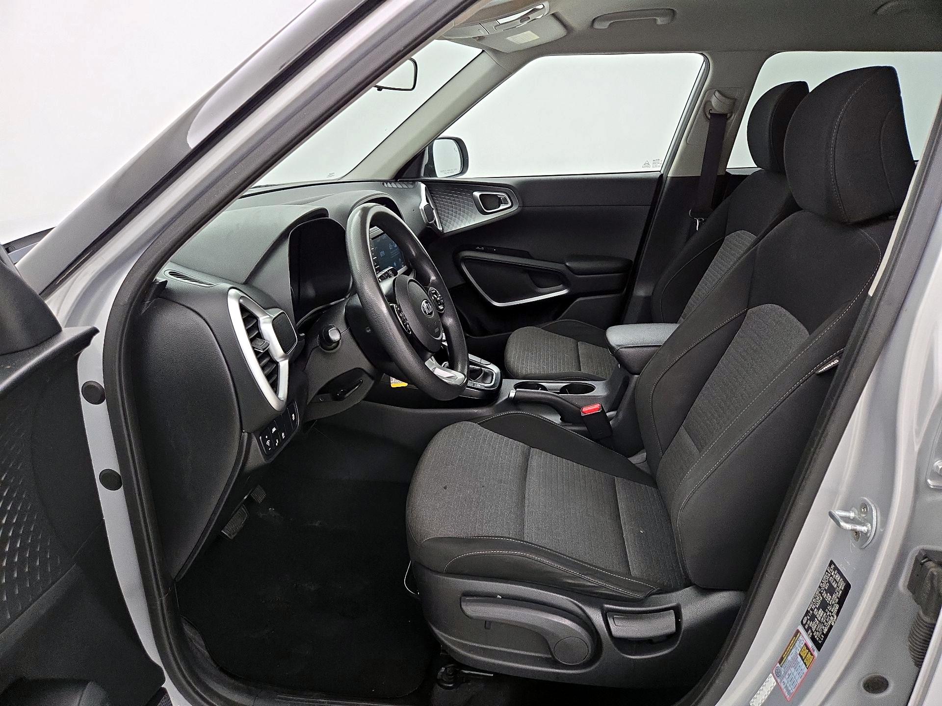 Thumbnail: 2020 Kia Soul - 11