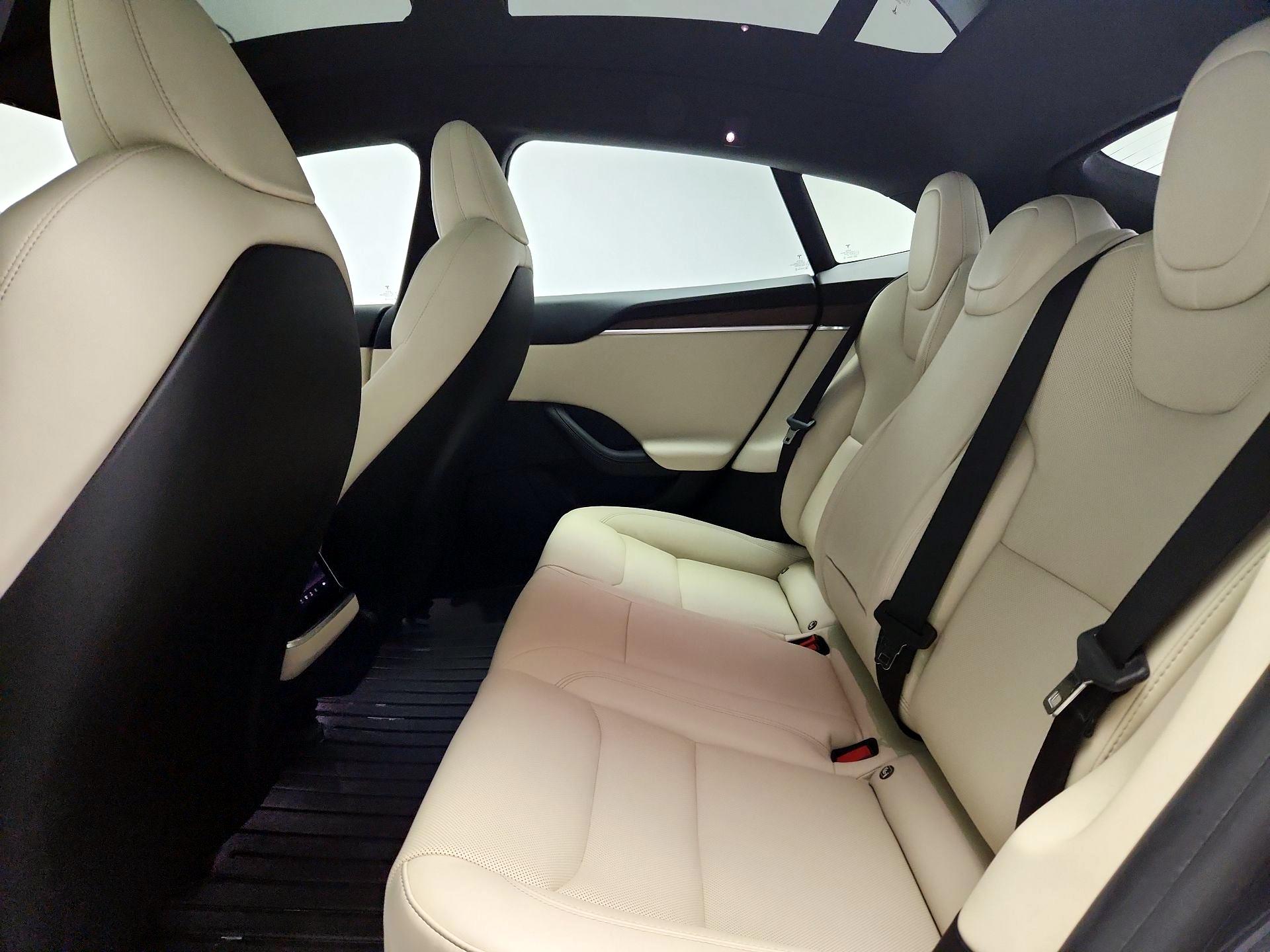 Thumbnail: 2021 Tesla Model S - 19