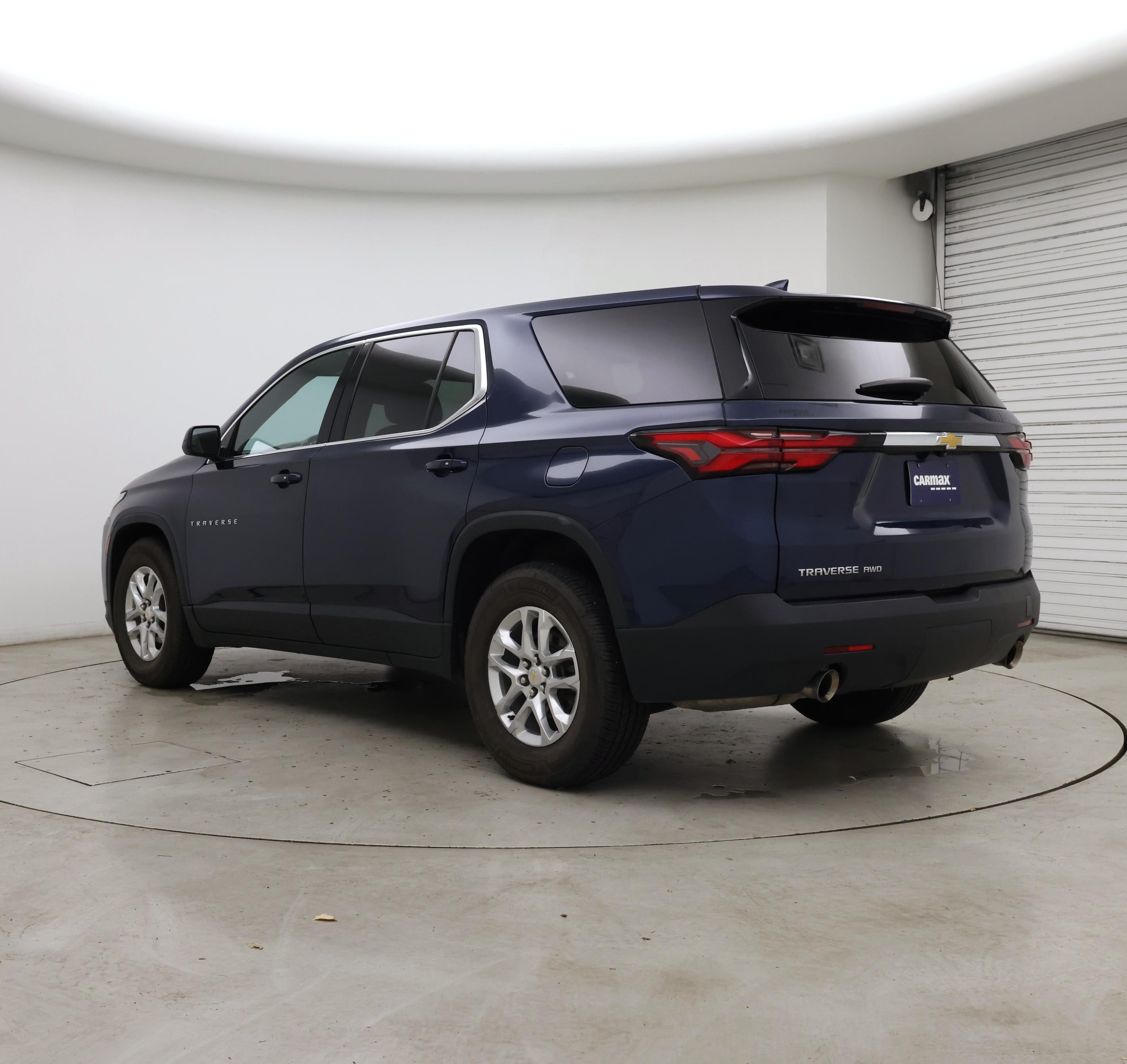 Thumbnail: 2022 Chevrolet Traverse - 2