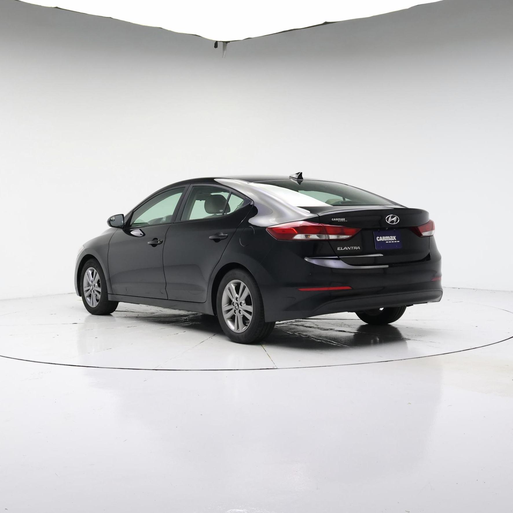 Thumbnail: 2017 Hyundai Elantra - 2