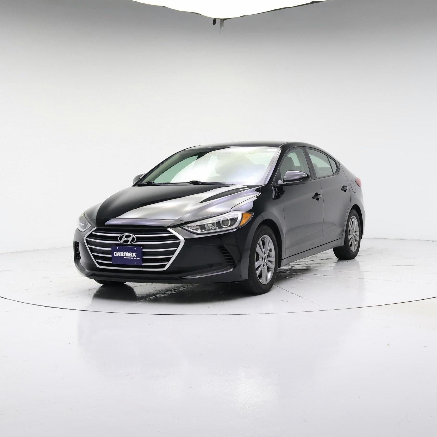 Thumbnail: 2017 Hyundai Elantra - 4