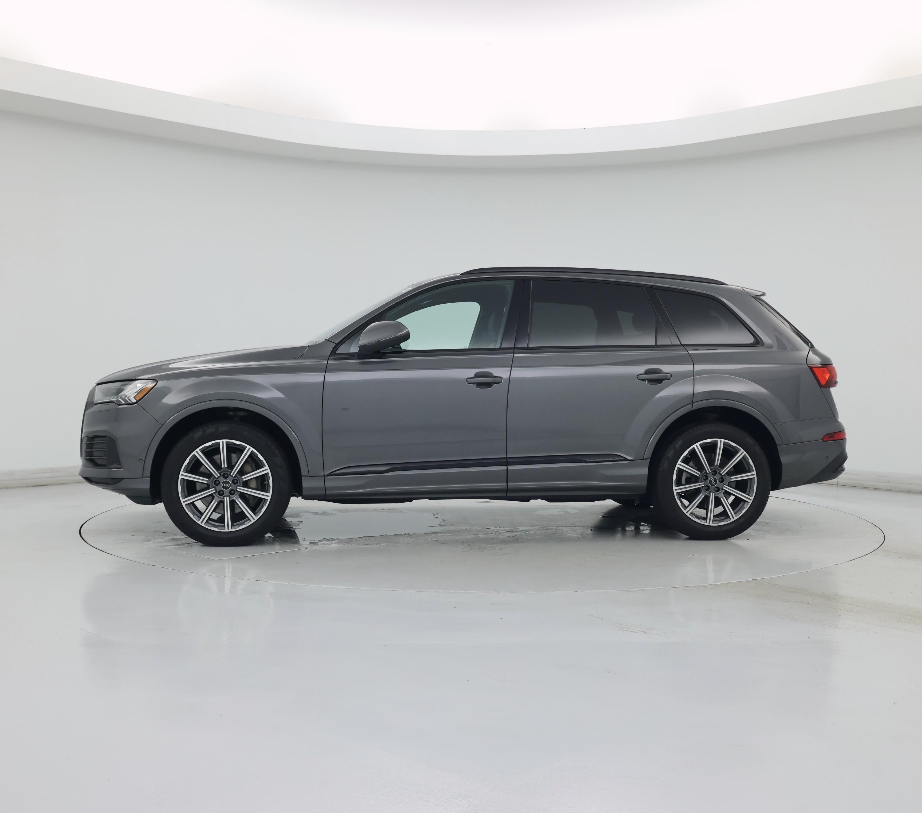 Thumbnail: 2024 Audi Q7 - 3