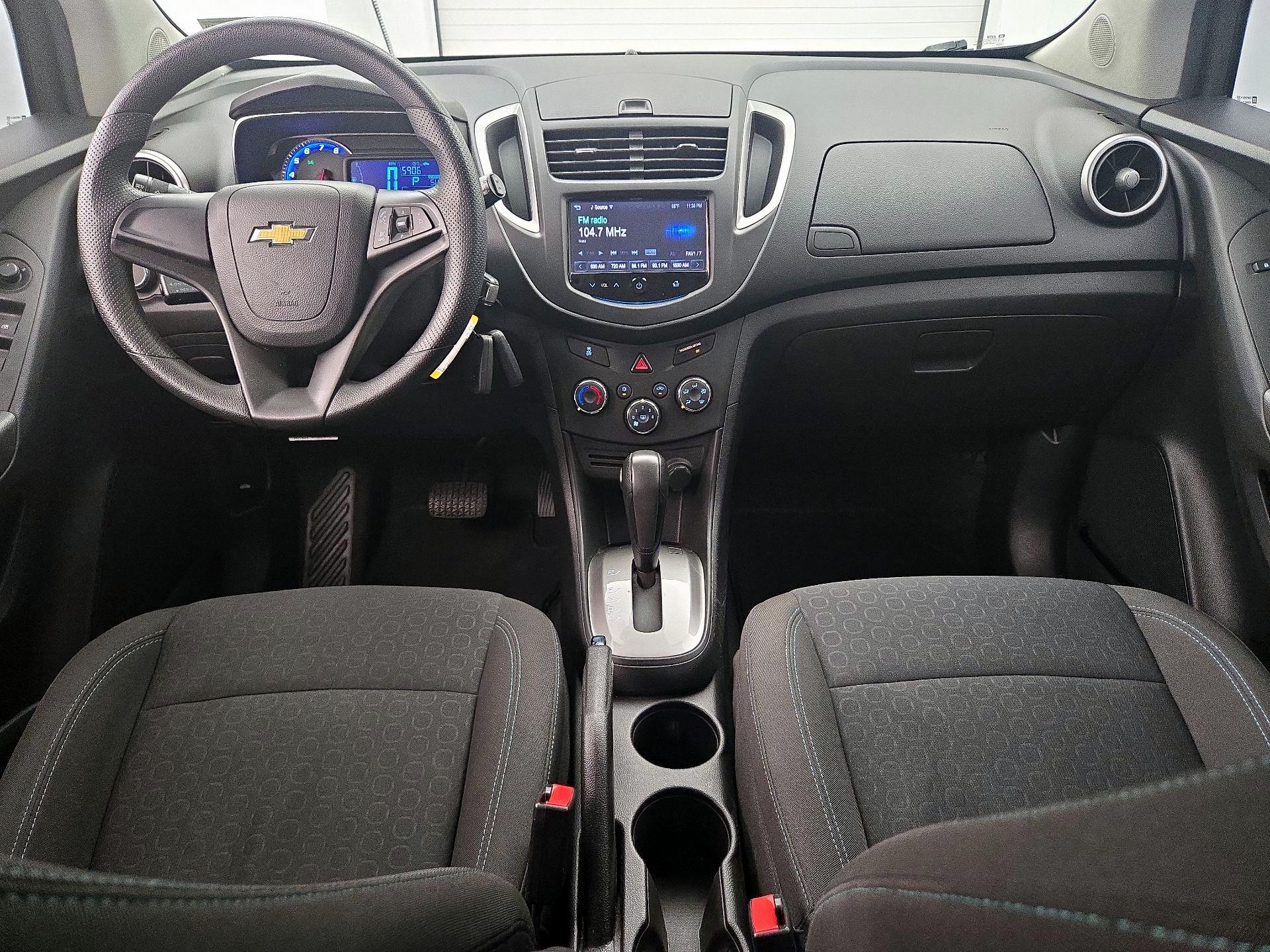 Thumbnail: 2015 Chevrolet Trax - 9