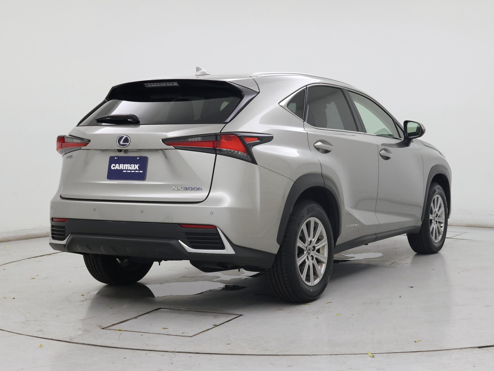 2021 Lexus NX Hybrid 300h - Photo 9