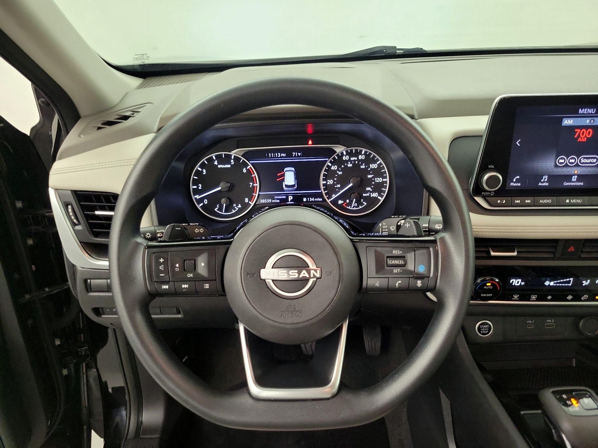 Thumbnail: 2023 Nissan Rogue - 10