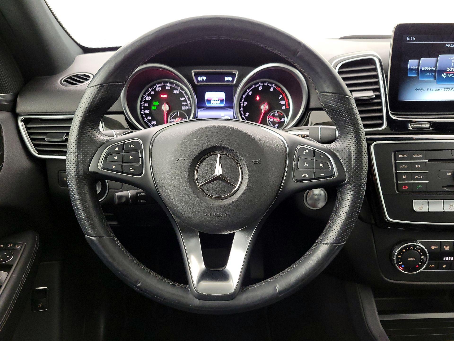 Thumbnail: 2016 Mercedes-Benz GLE - 10