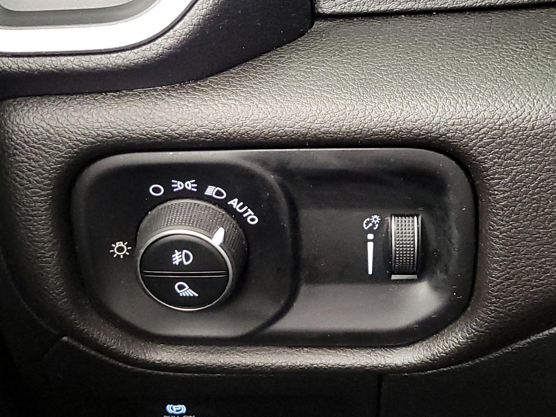 Thumbnail: 2020 RAM 1500 - 13