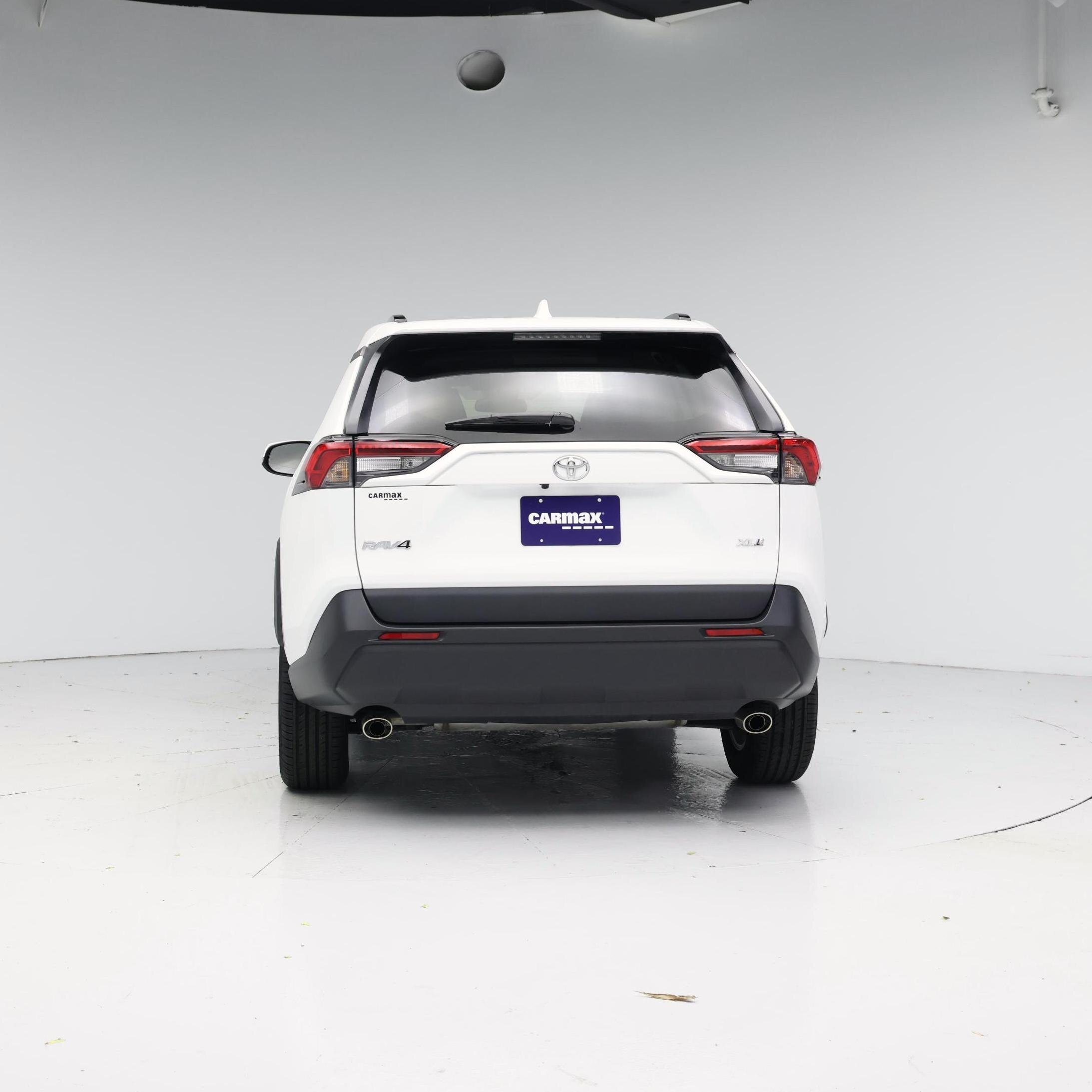Thumbnail: 2021 Toyota RAV4 - 6