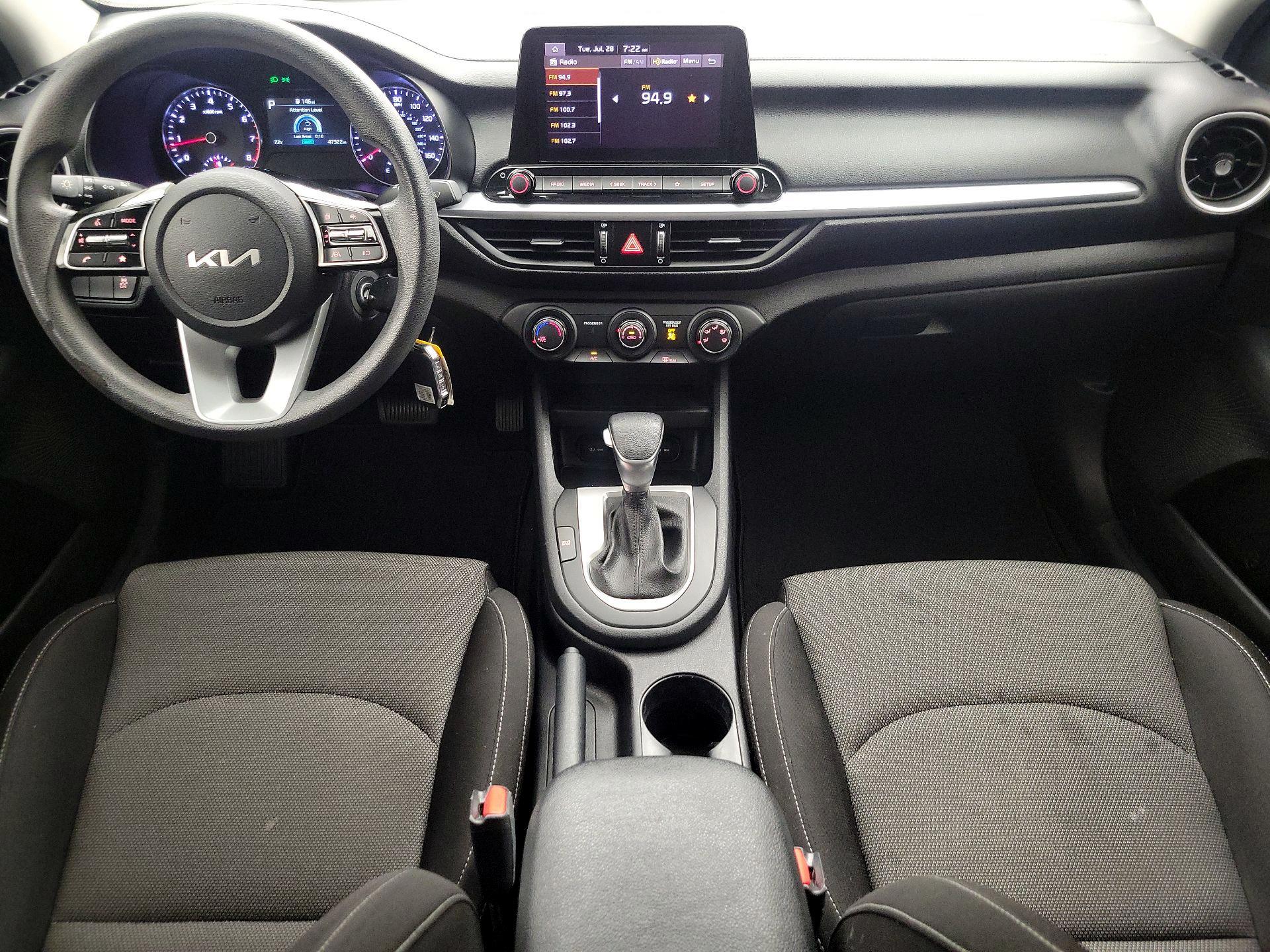 Thumbnail: 2022 Kia Forte - 9