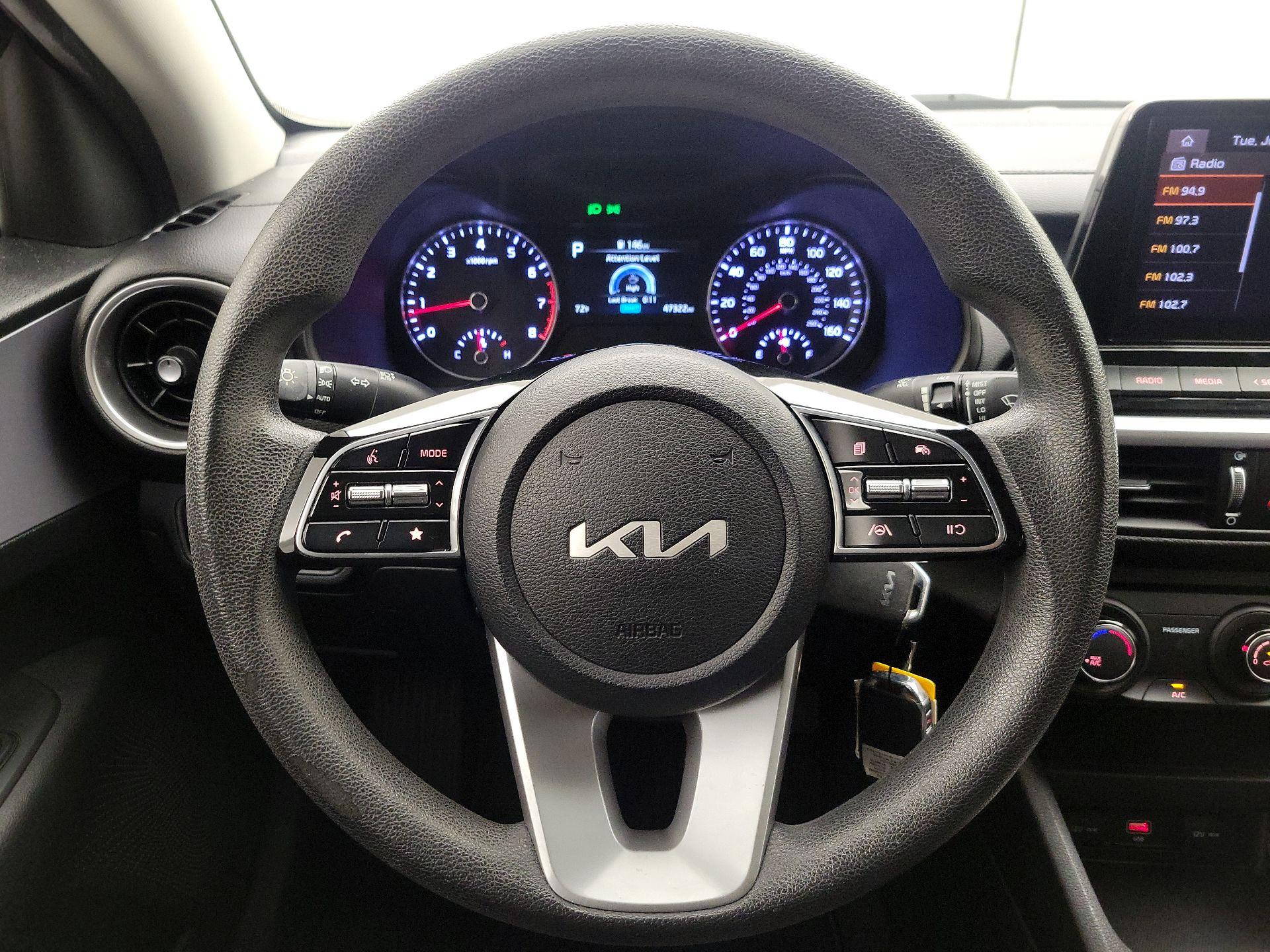 Thumbnail: 2022 Kia Forte - 10