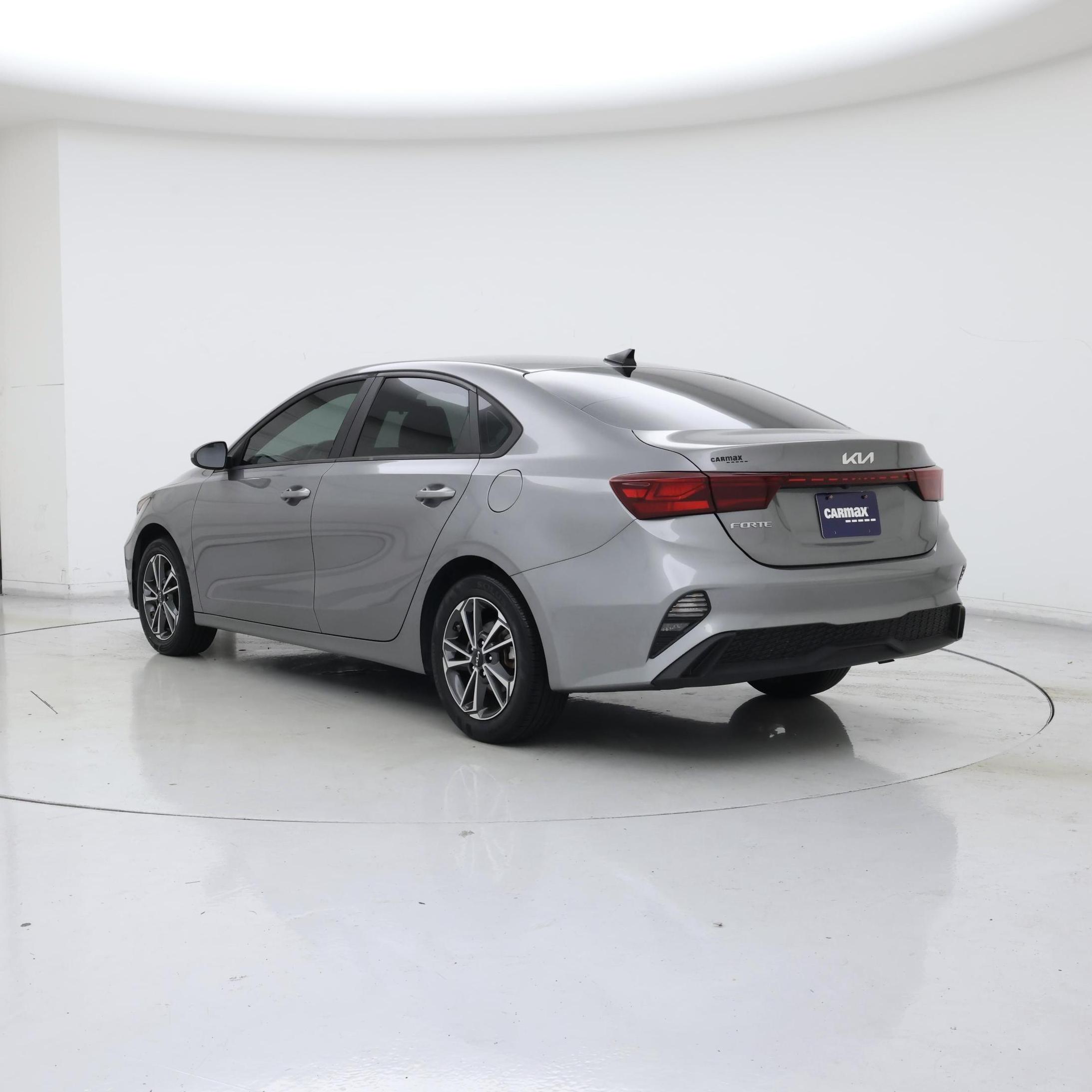 Thumbnail: 2022 Kia Forte - 2