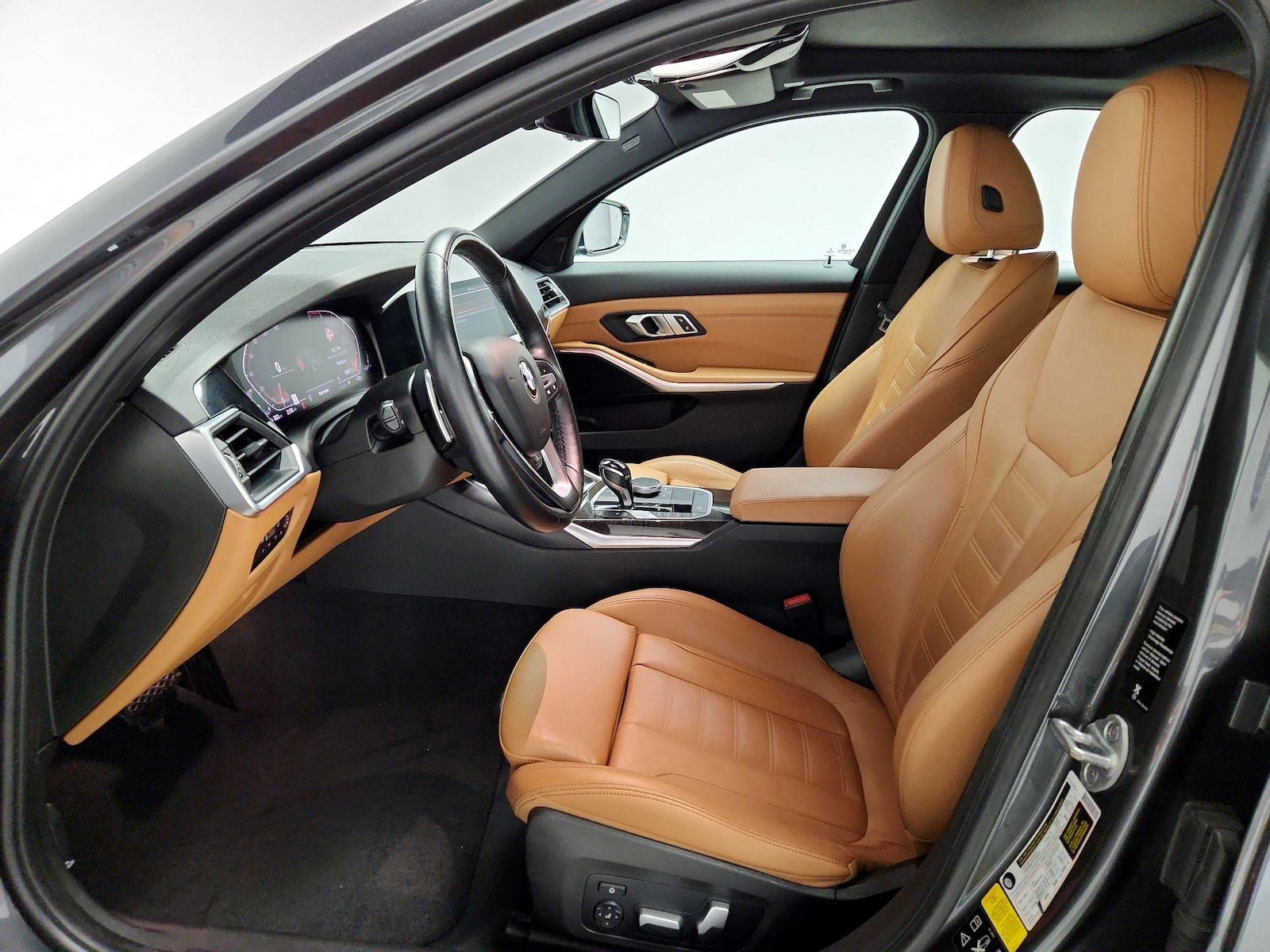 2021 BMW 3 Series 330i - Photo 12