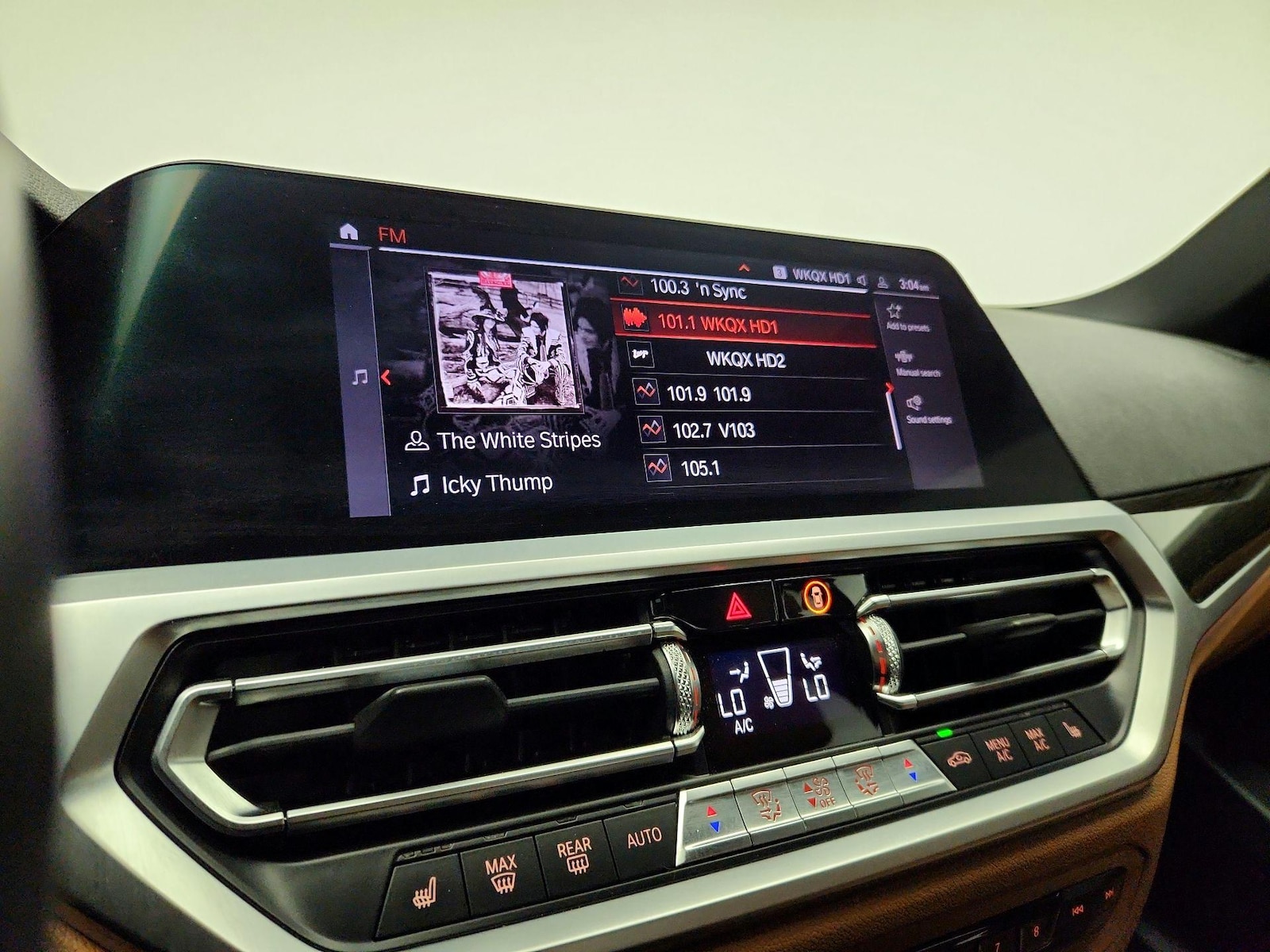 2021 BMW 3 Series 330i - Photo 17