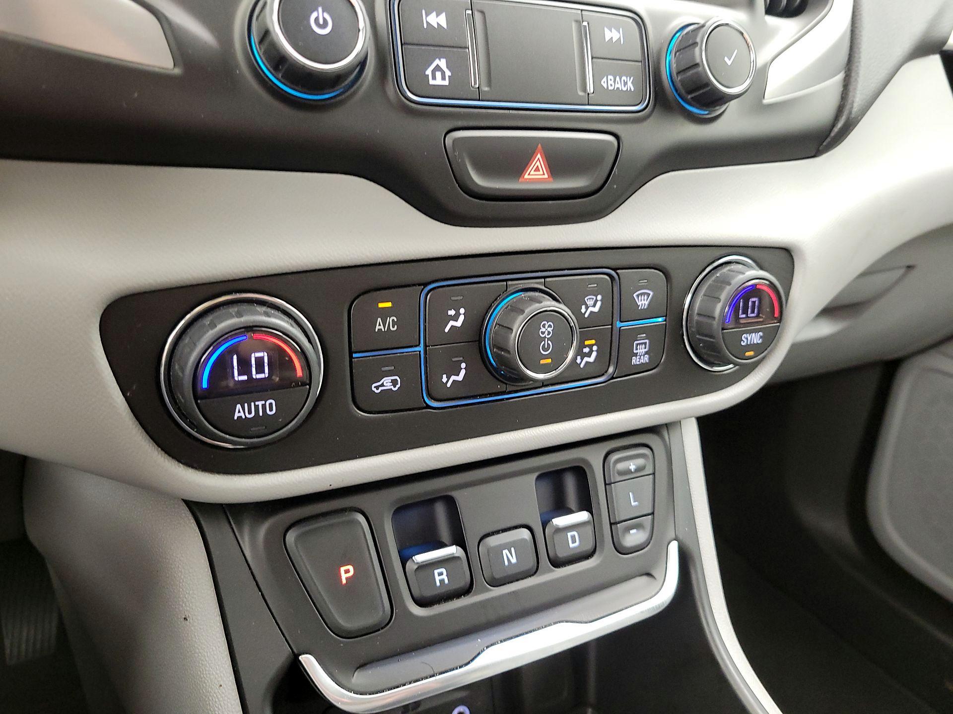 Thumbnail: 2020 GMC Terrain - 16