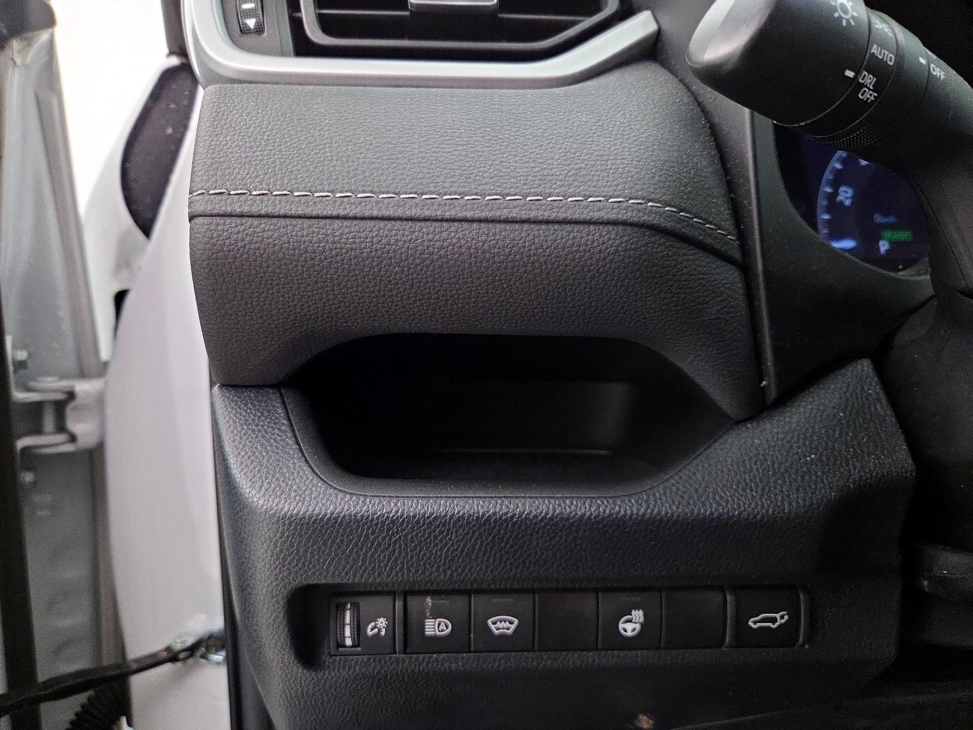 Thumbnail: 2023 Toyota RAV4 - 13