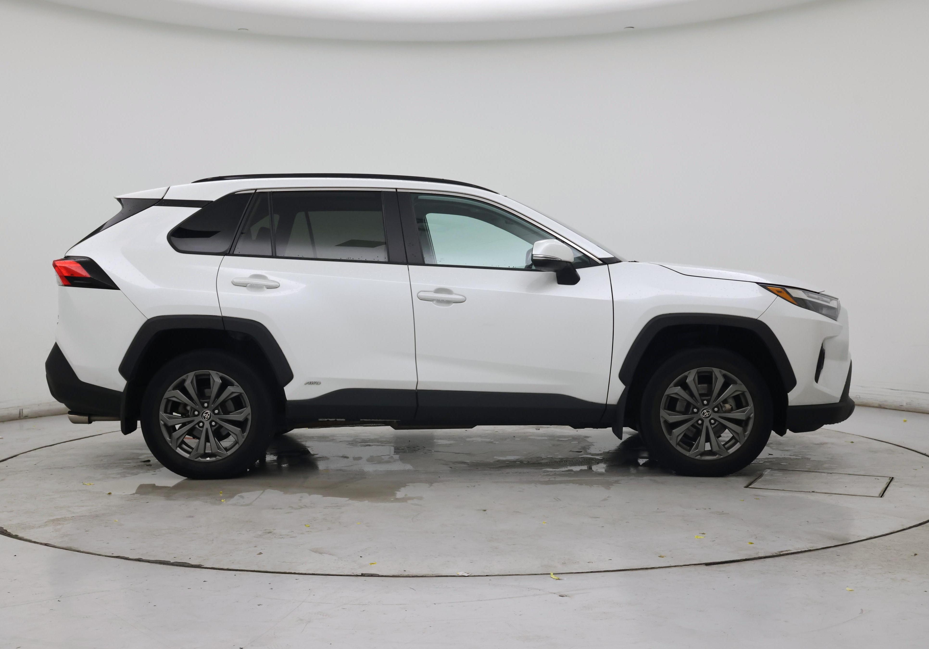 Thumbnail: 2023 Toyota RAV4 - 7