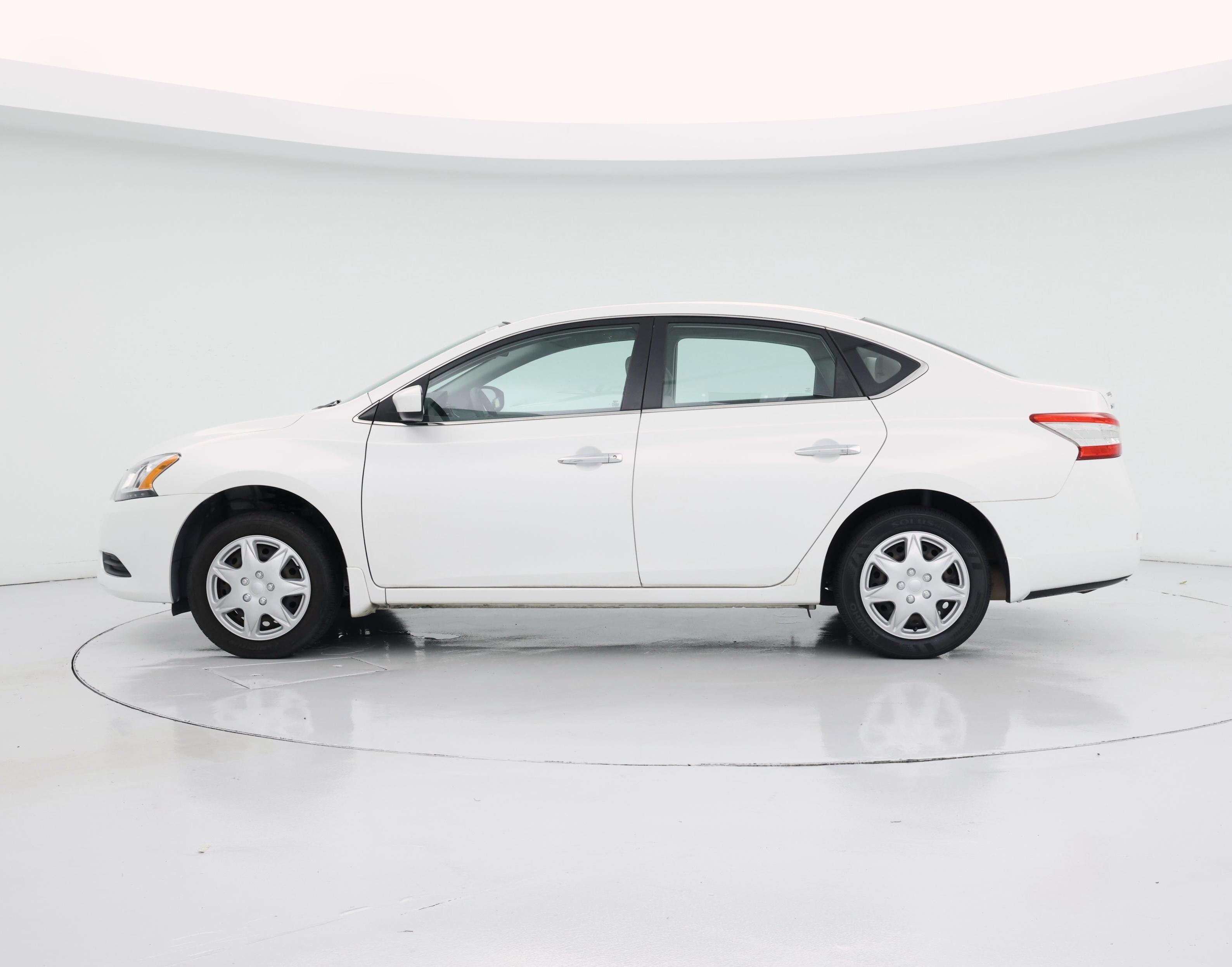 Thumbnail: 2014 Nissan Sentra - 3