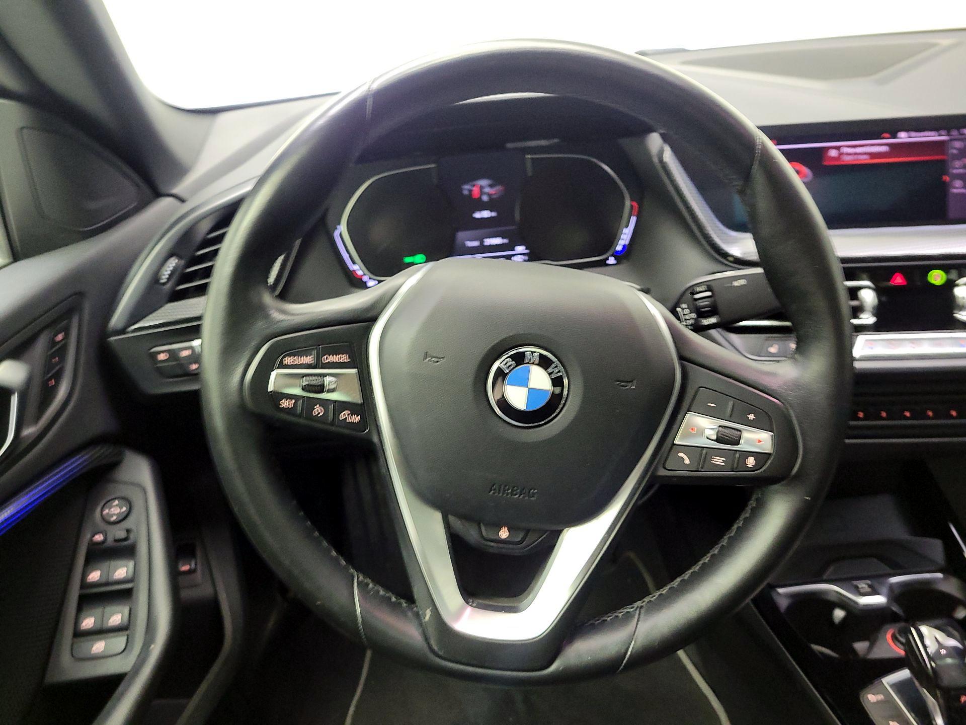 Thumbnail: 2021 BMW 2 Series - 10